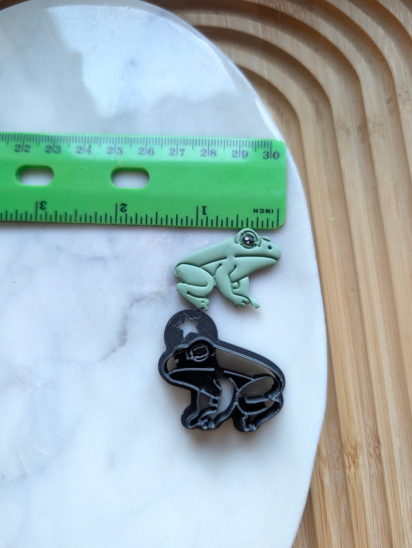 2025 New Frog Side View Sharp Clay Cutter