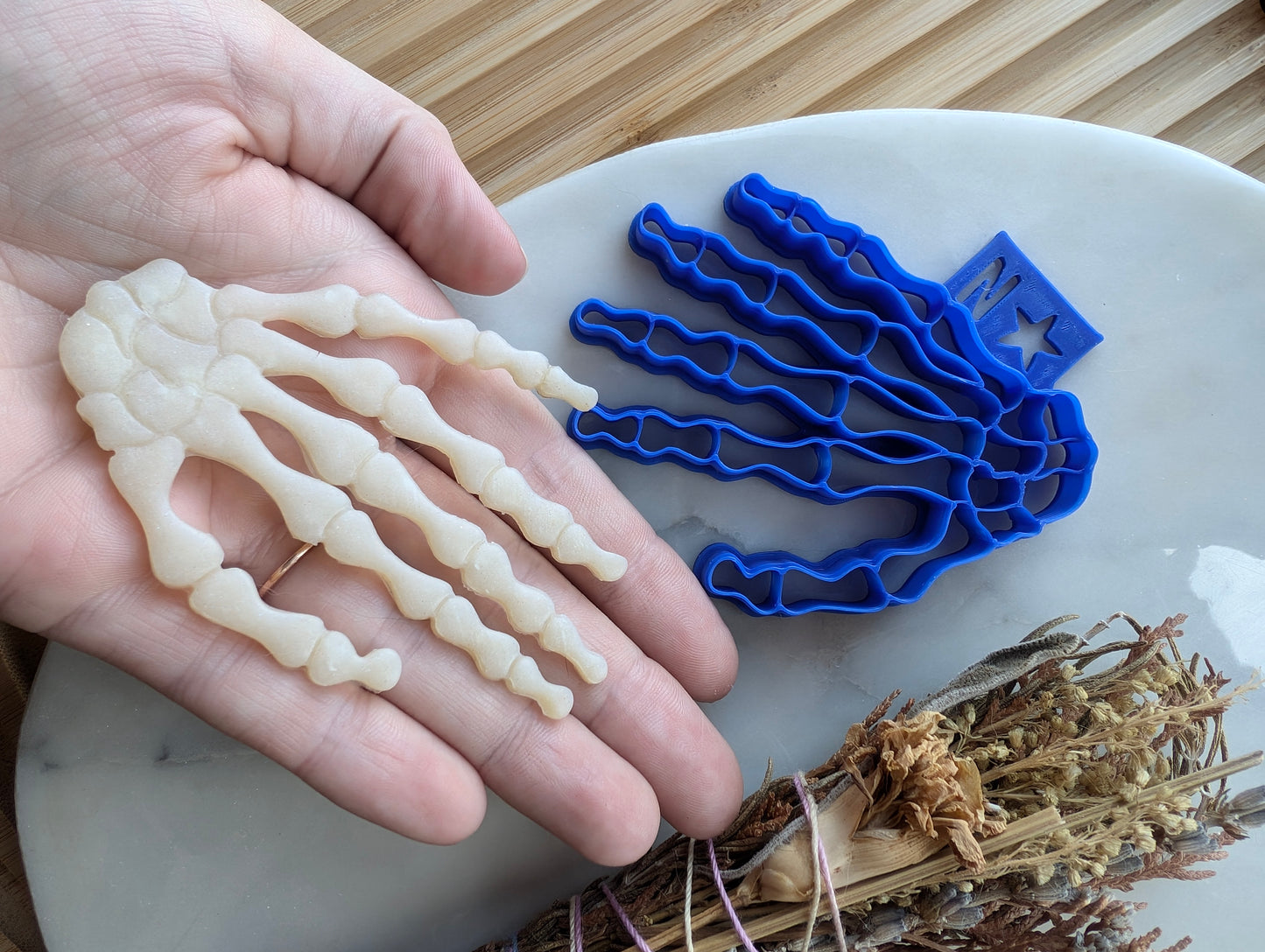 XL Skeletal Hand Sharp Clay Cutter