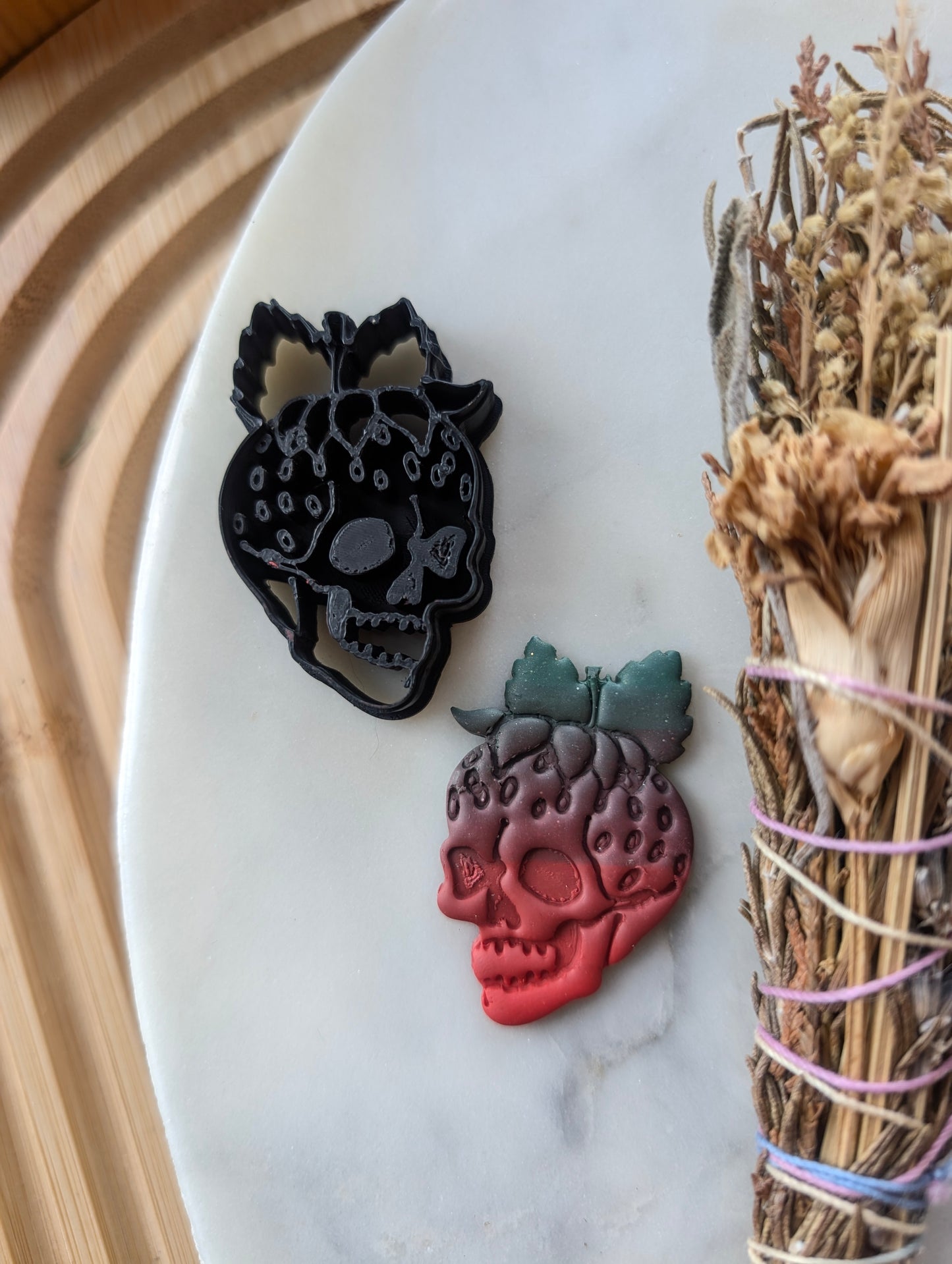 Strawberry Skull Sharp Clay Cutter