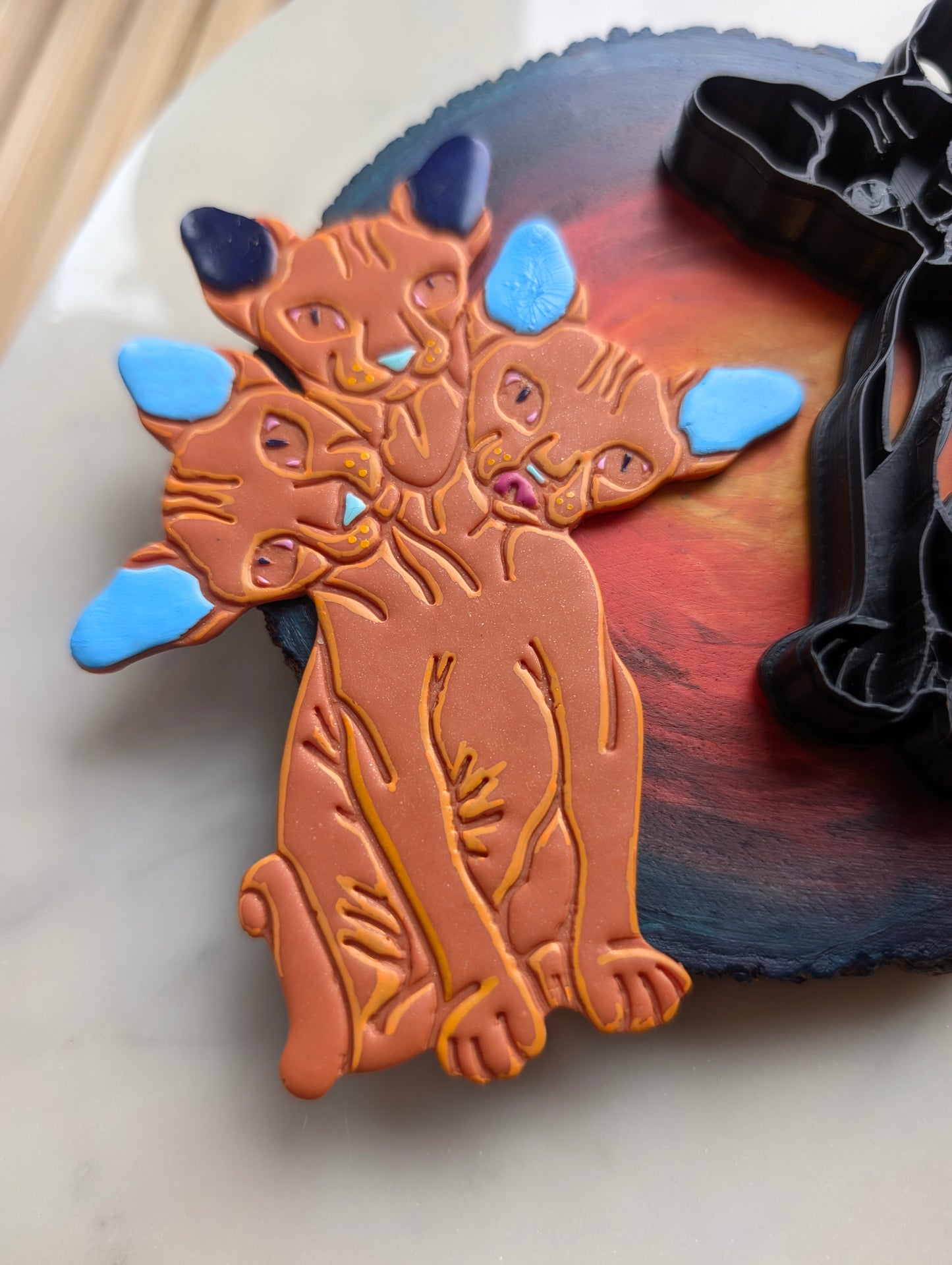 XL 3-Headed Sphinx Naked Cat Wall Hanger Sharp Clay Cutter