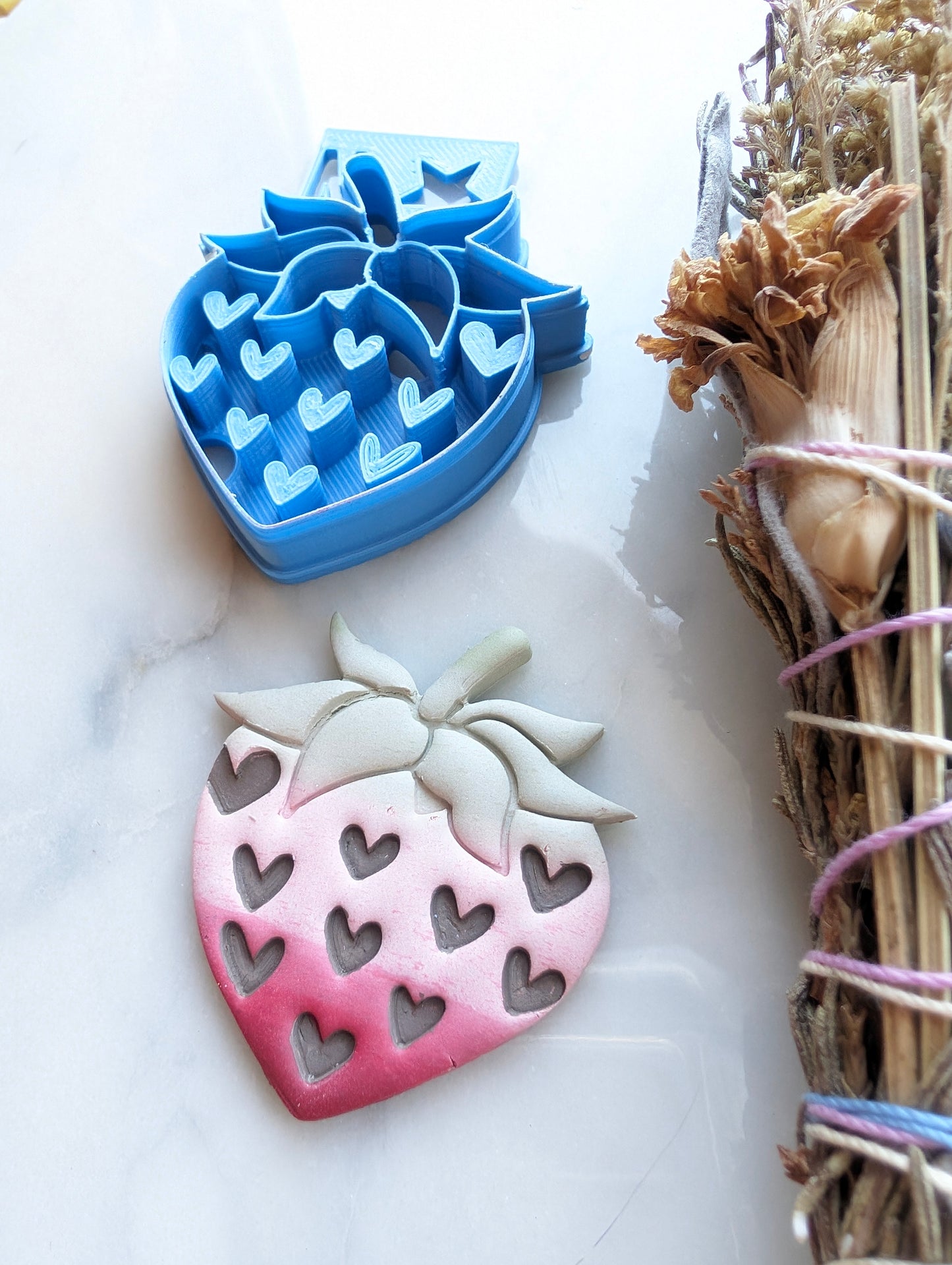 Strawberry with Heart Seeds Sharp Clay Cutter