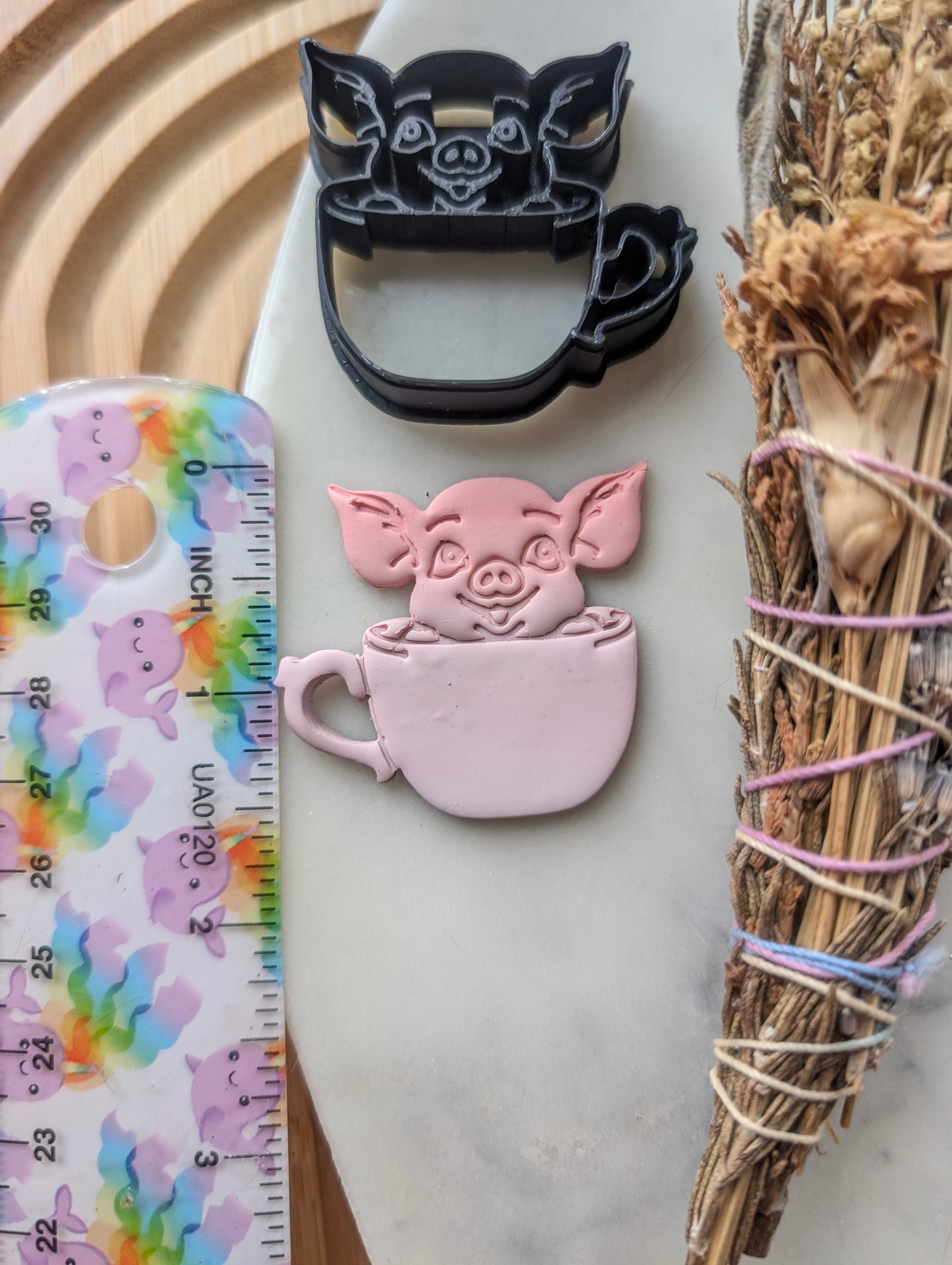 Pig in a Teacup Sharp Clay Cutter