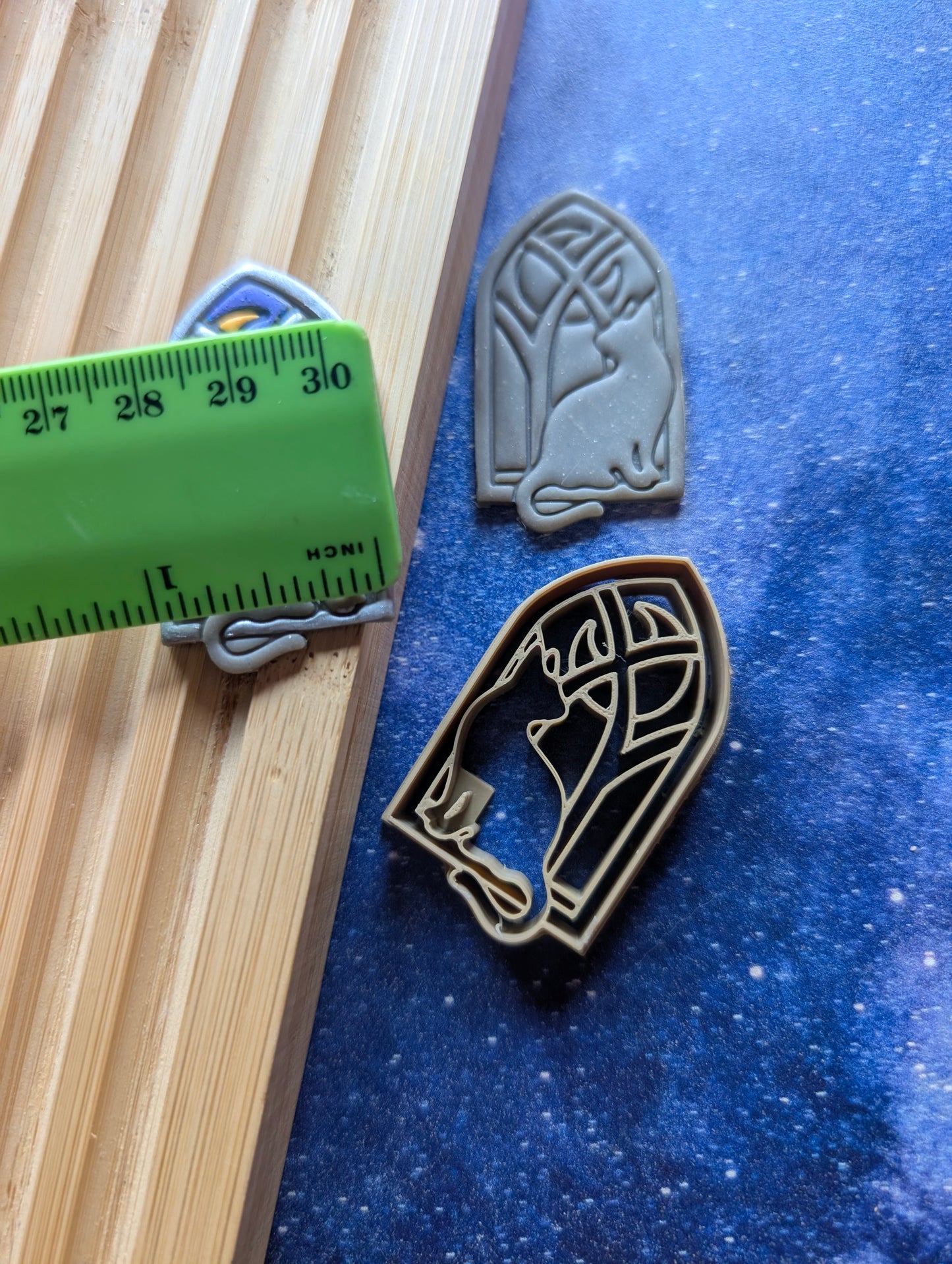 Cat in Cathedral Window with Crescent Moon Sharp Clay Cutter