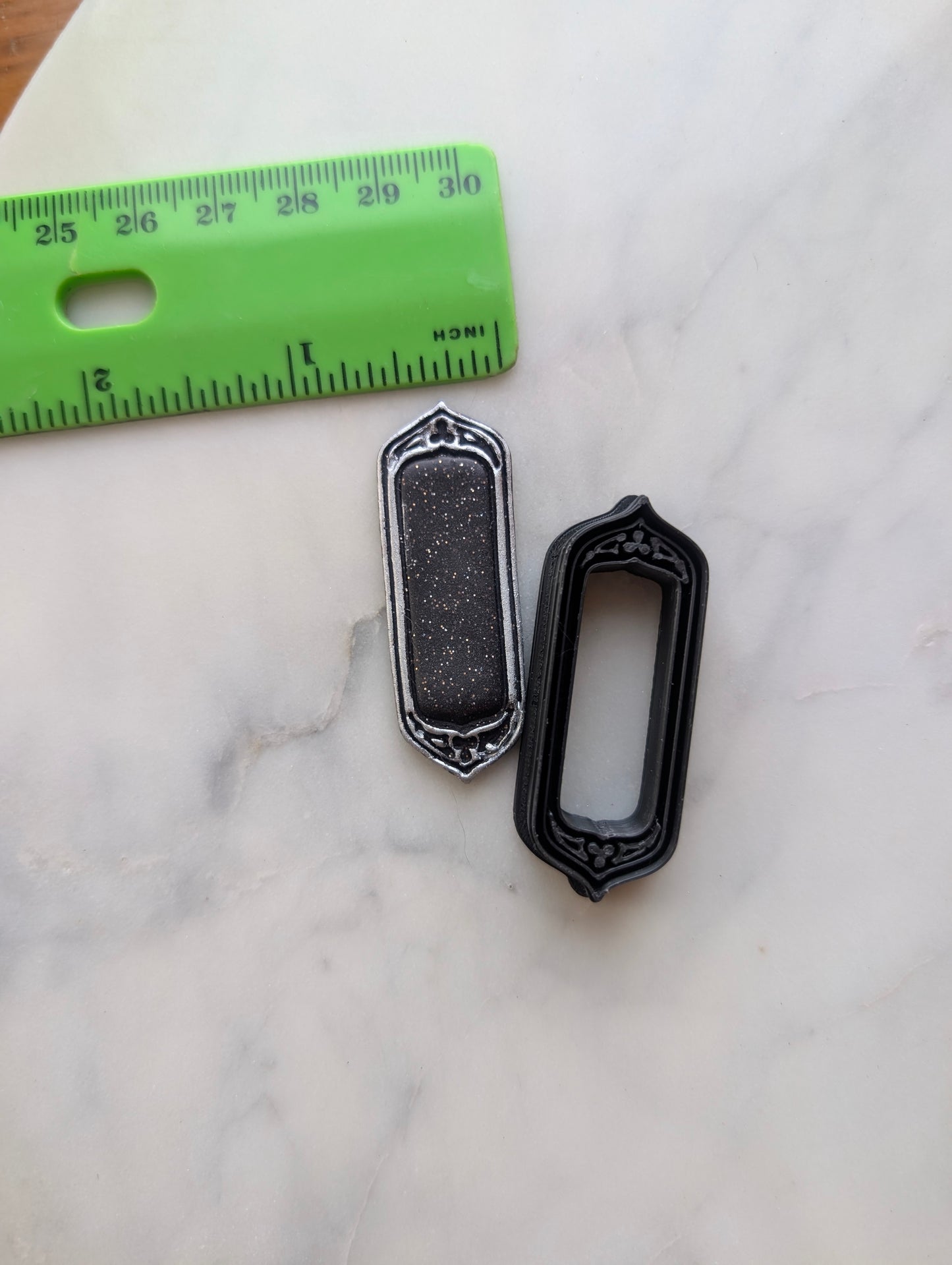 Slender Stained Glass Frame Sharp Clay Cutter