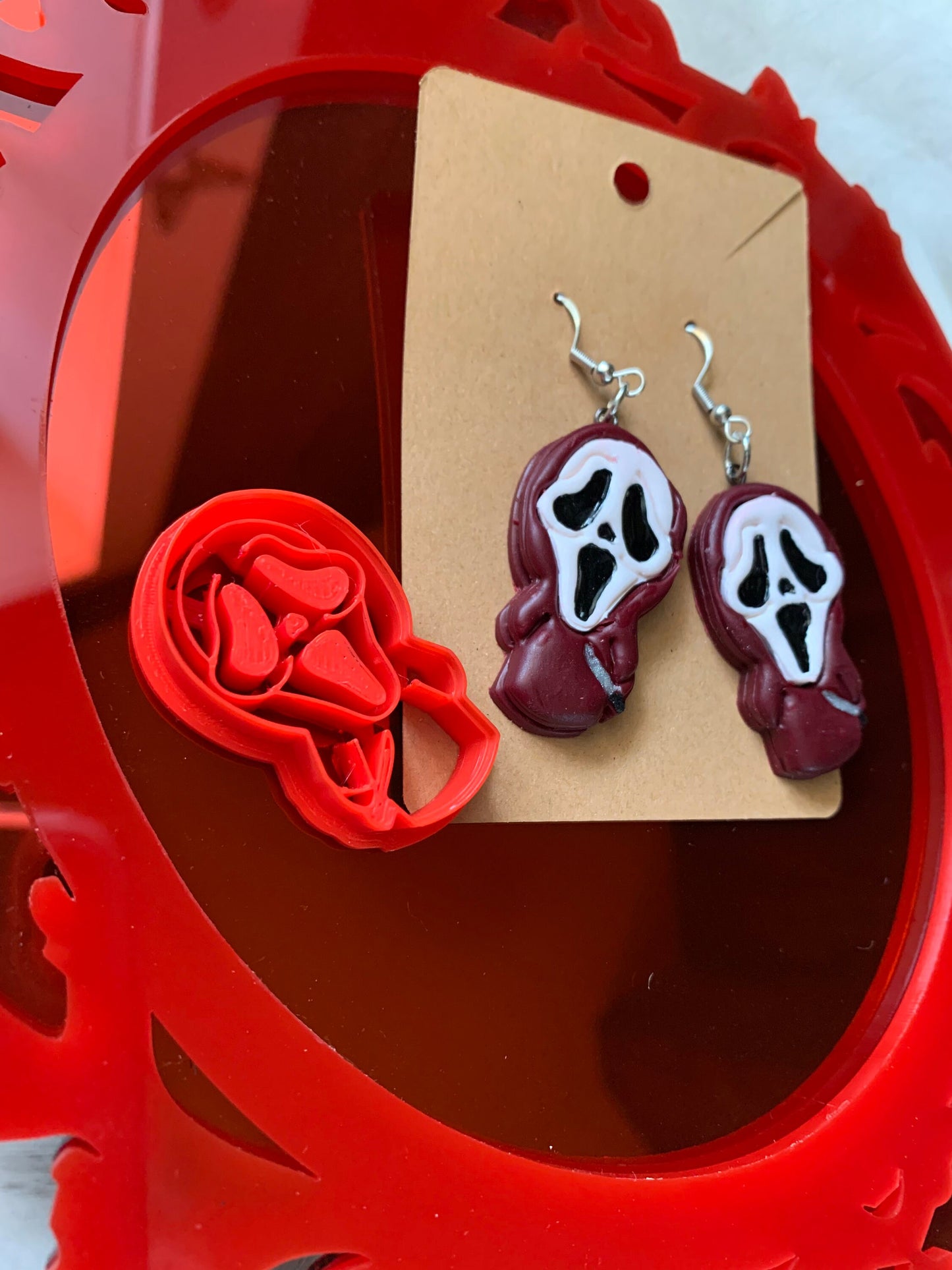 Screaming Ghost Faces Horror Dude Earring Embossed Sharp Clay Cutter
