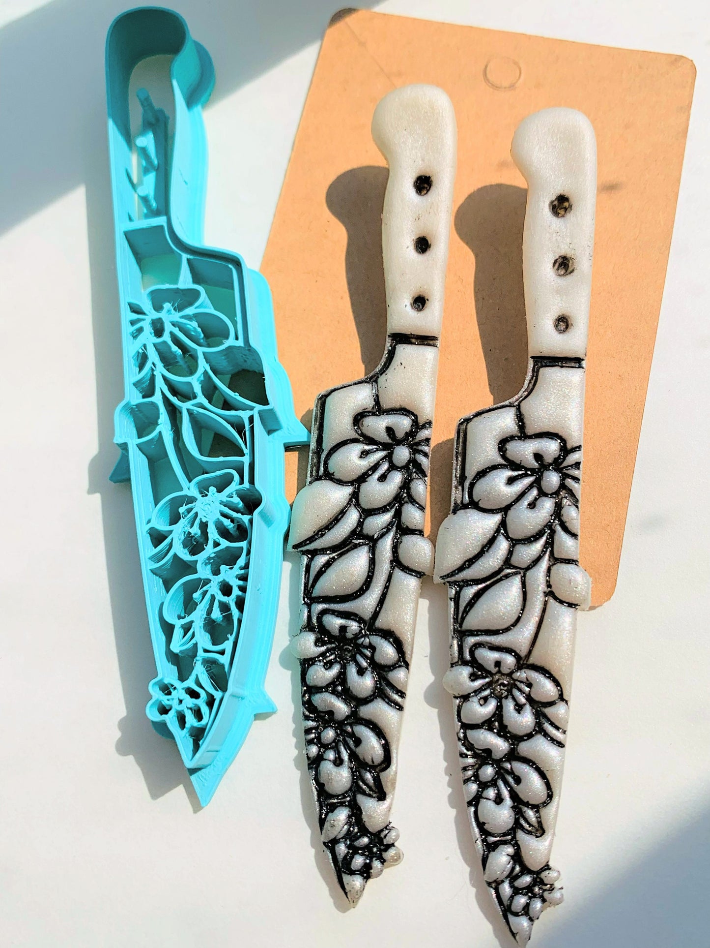 Floral Knife - Embossed Sharp Clay Cutter