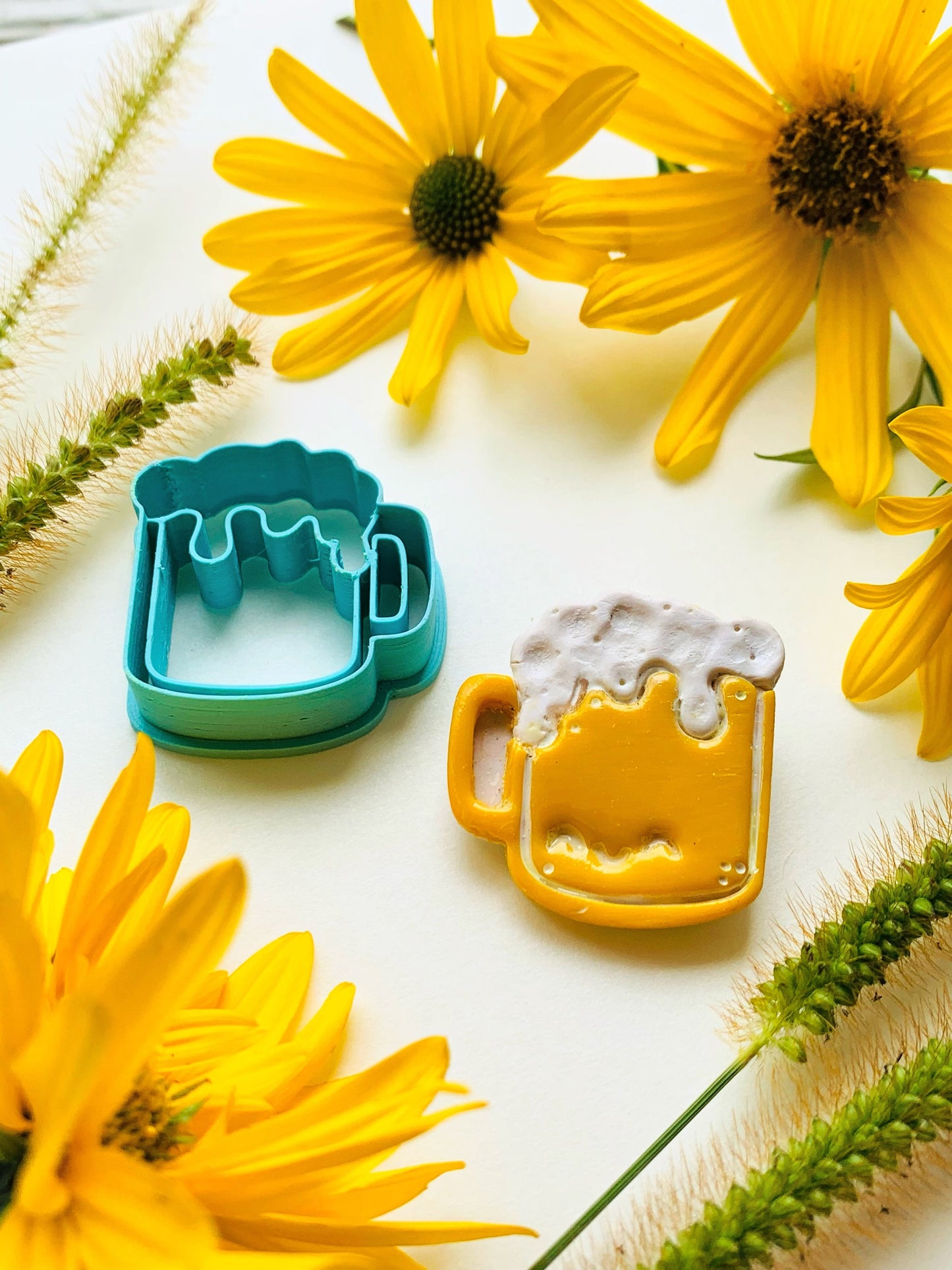 35mm Beer Mug - Embossed Sharp Clay Cutter