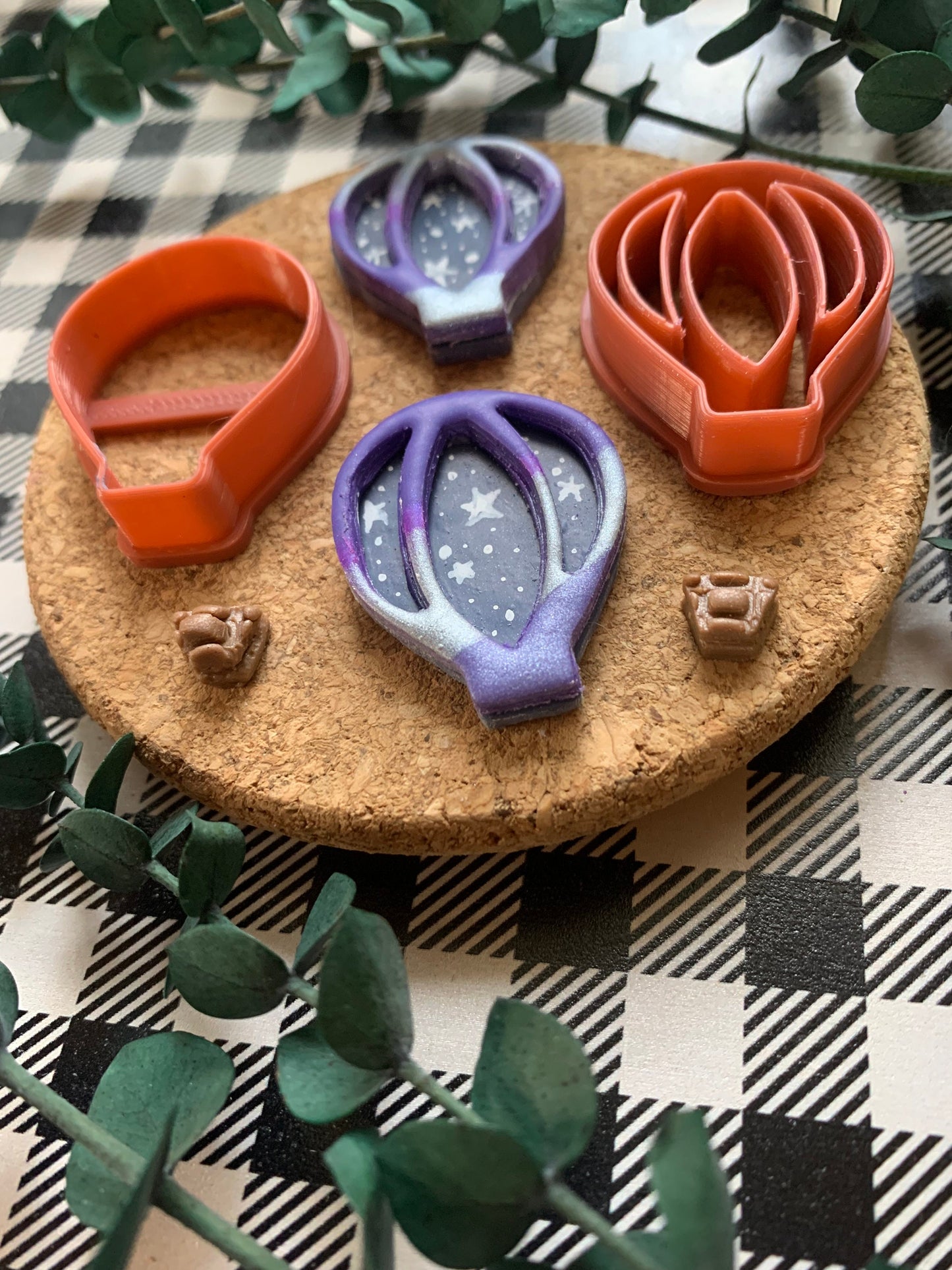 Layered Hot Air Balloon - Embossed Sharp Clay Cutter