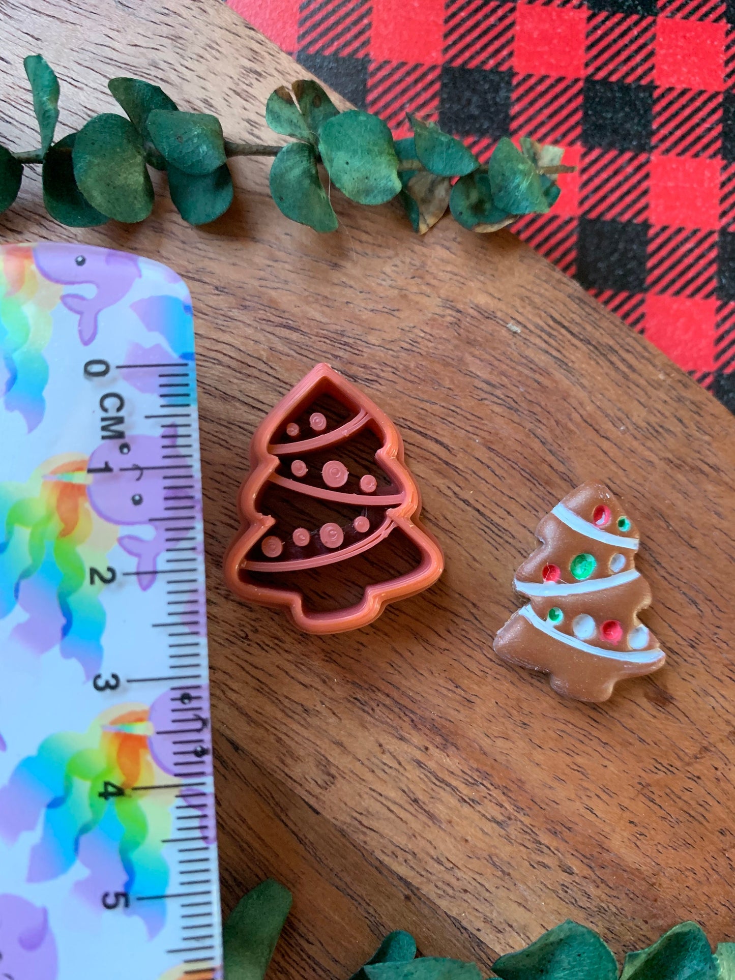 Mini Tree - Embossed Sharp Clay Cutter