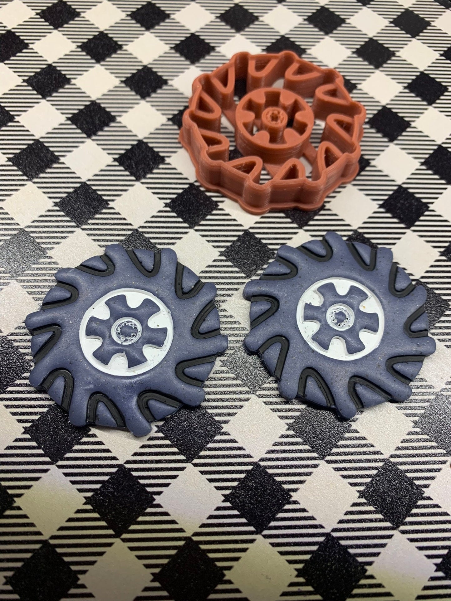 Large Monster Truck Tire Wheel - Embossed Sharp Clay Cutter