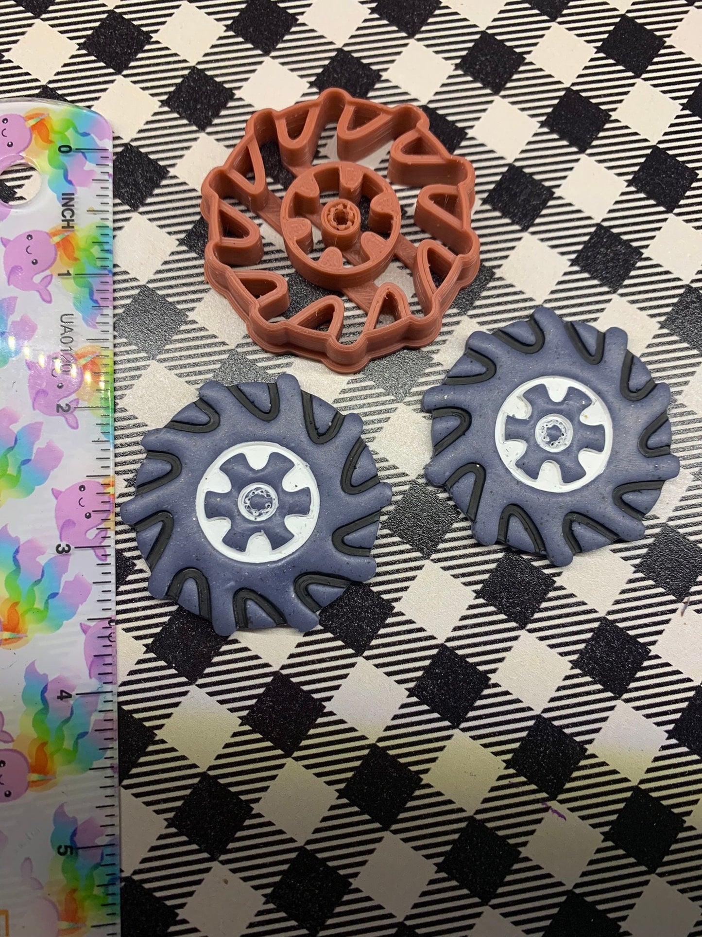 Large Monster Truck Tire Wheel - Embossed Sharp Clay Cutter