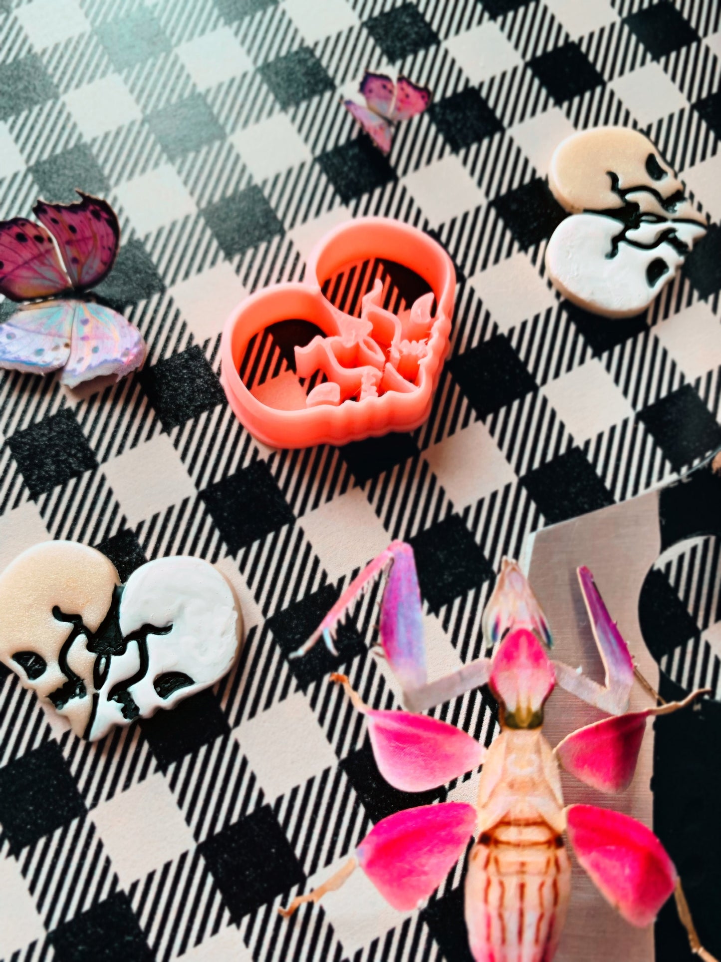 Double Skulls Heart Sharp Clay Cutter