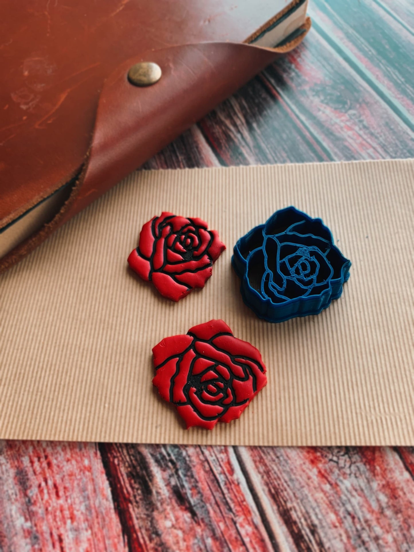 Rose - Embossed Sharp Clay Cutter