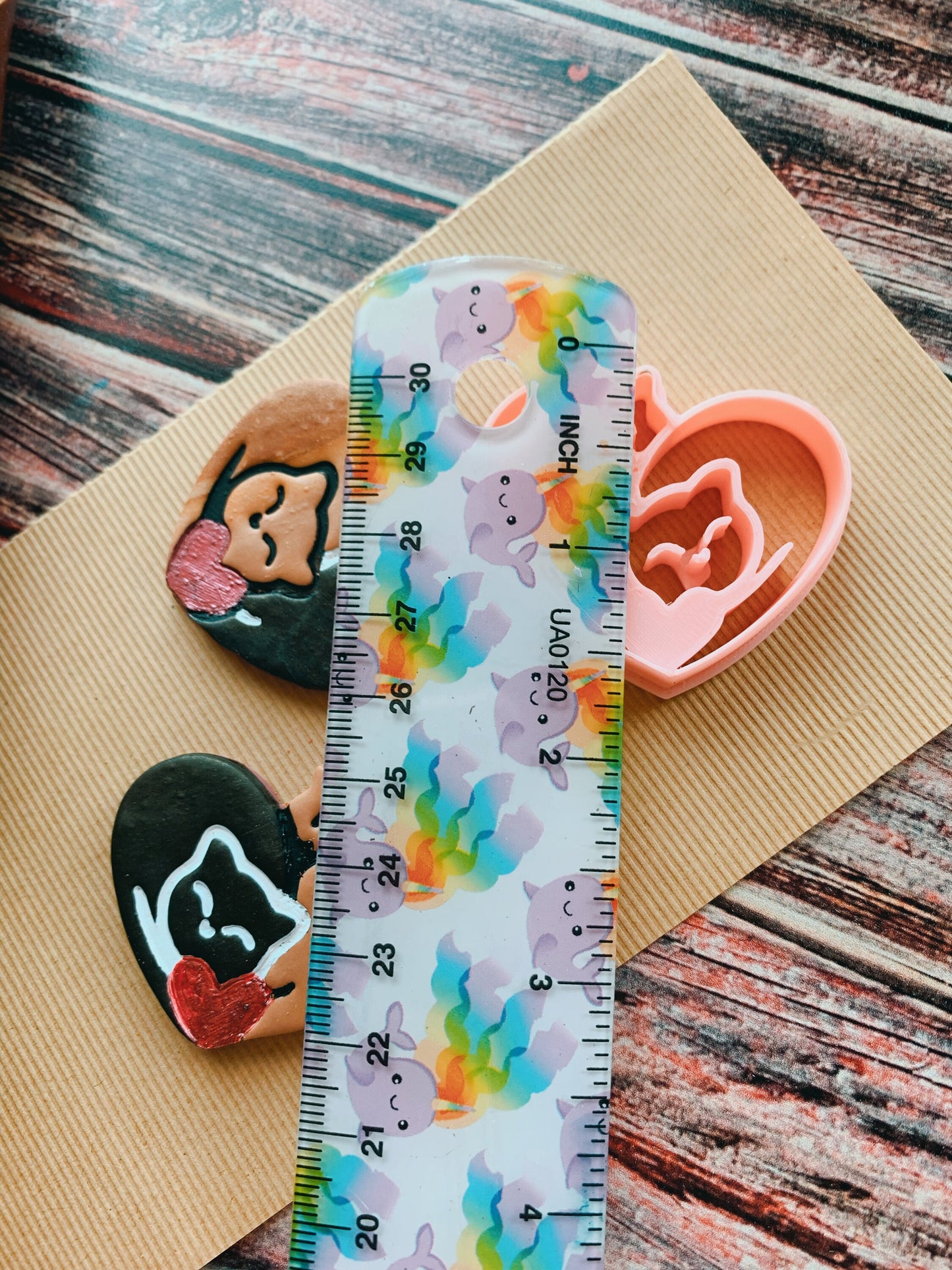 Heart Cats Curled Up - Embossed Sharp Clay Cutter