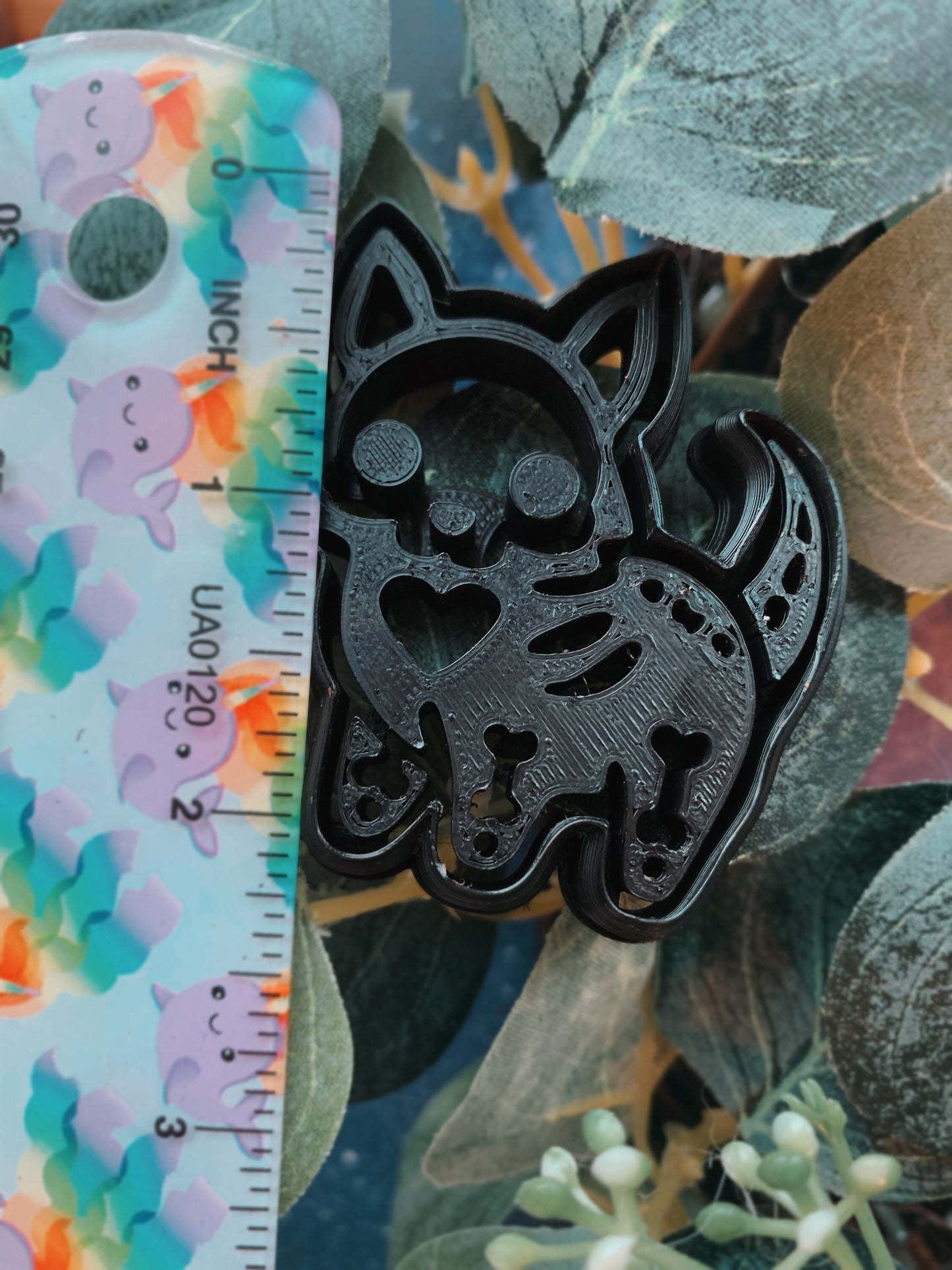 Skeletal Husky Fluffy Dog - Embossed Sharp Clay Cutter