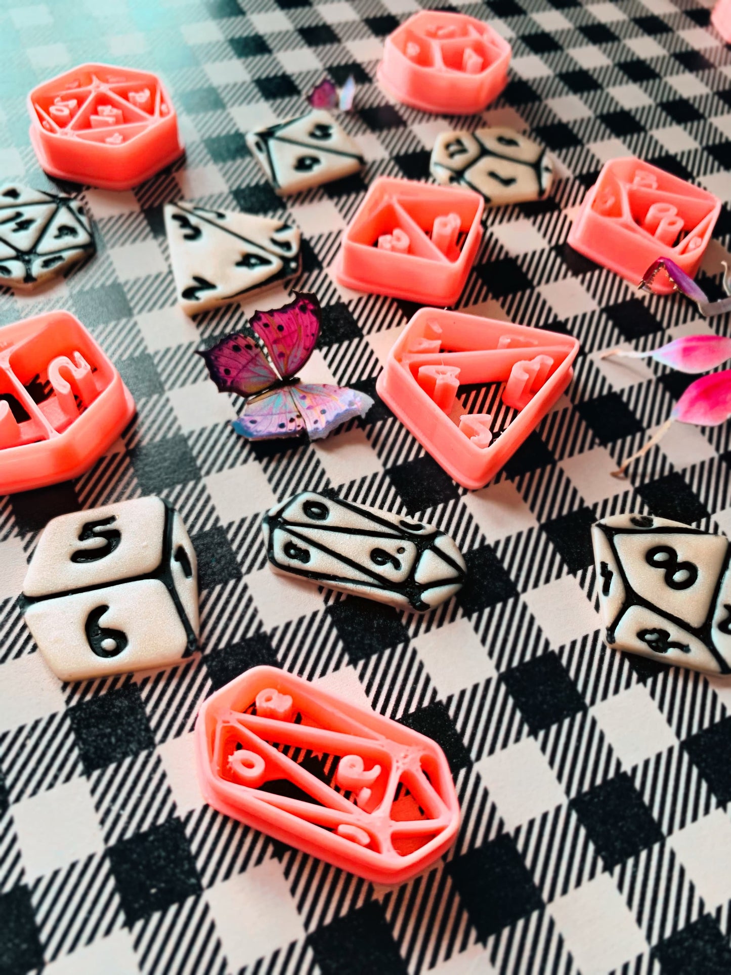 Set of 7 Polyhedral-Flat Dice Sharp Clay Cutters