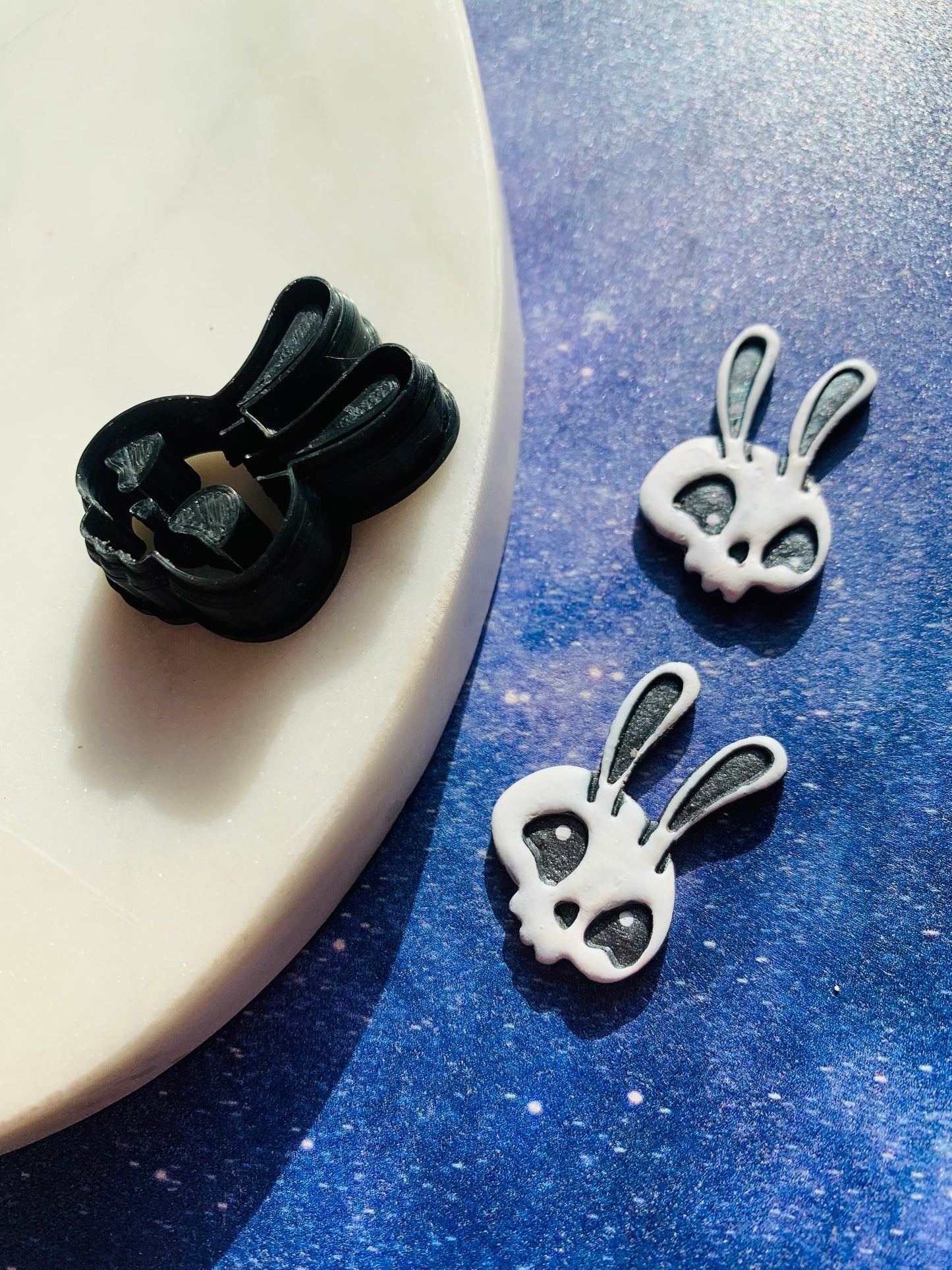 Small Bunny Rabbit Chibi Skull - Embossed Sharp Clay Cutter