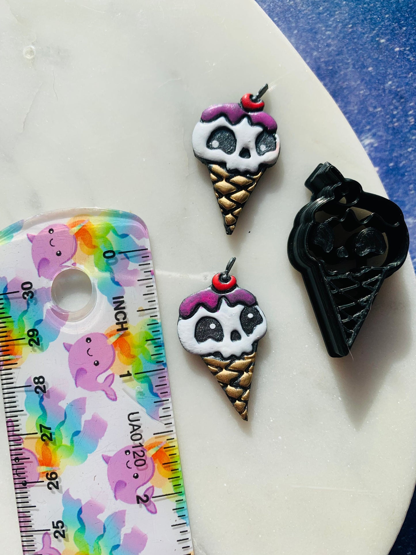 Small Ice Cream Cone Chibi Skull - Embossed Sharp Clay Cutter