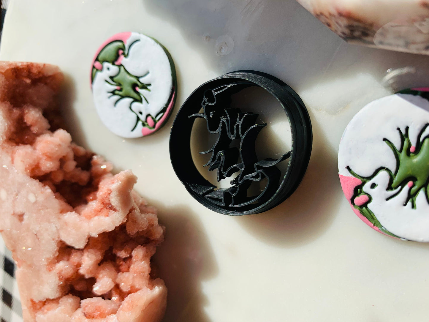 Double Rat or Mouse Yin Yang Sideview - Embossed Sharp Clay Cutter