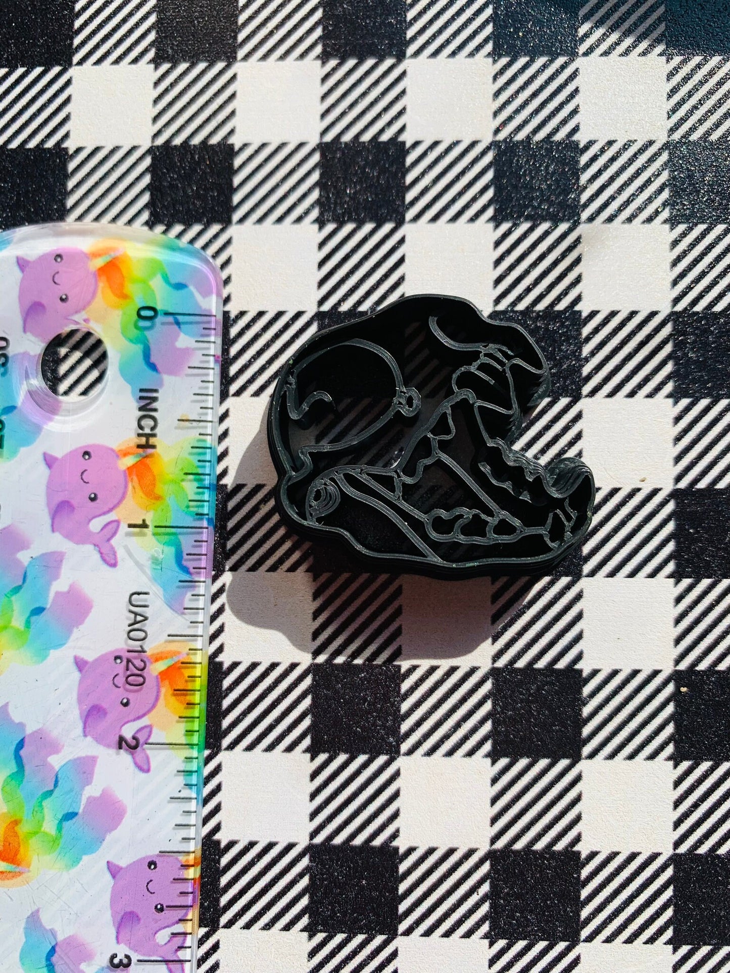 33mm Cat Skull - Embossed Sharp Clay Cutter