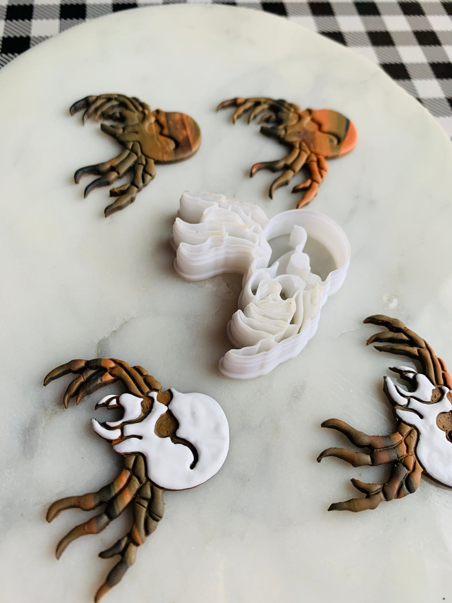 Spider with Skull Abdomen Embossed Sharp Cutter for Clay