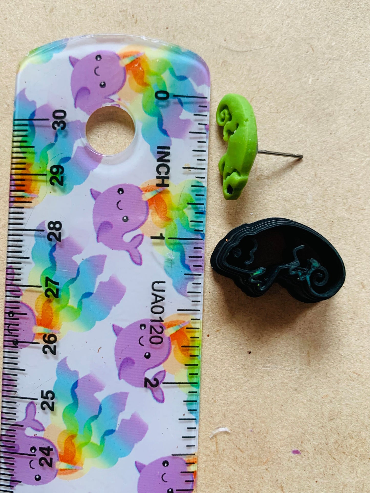 Detailed Little Chameleon Sharp Clay Cutter