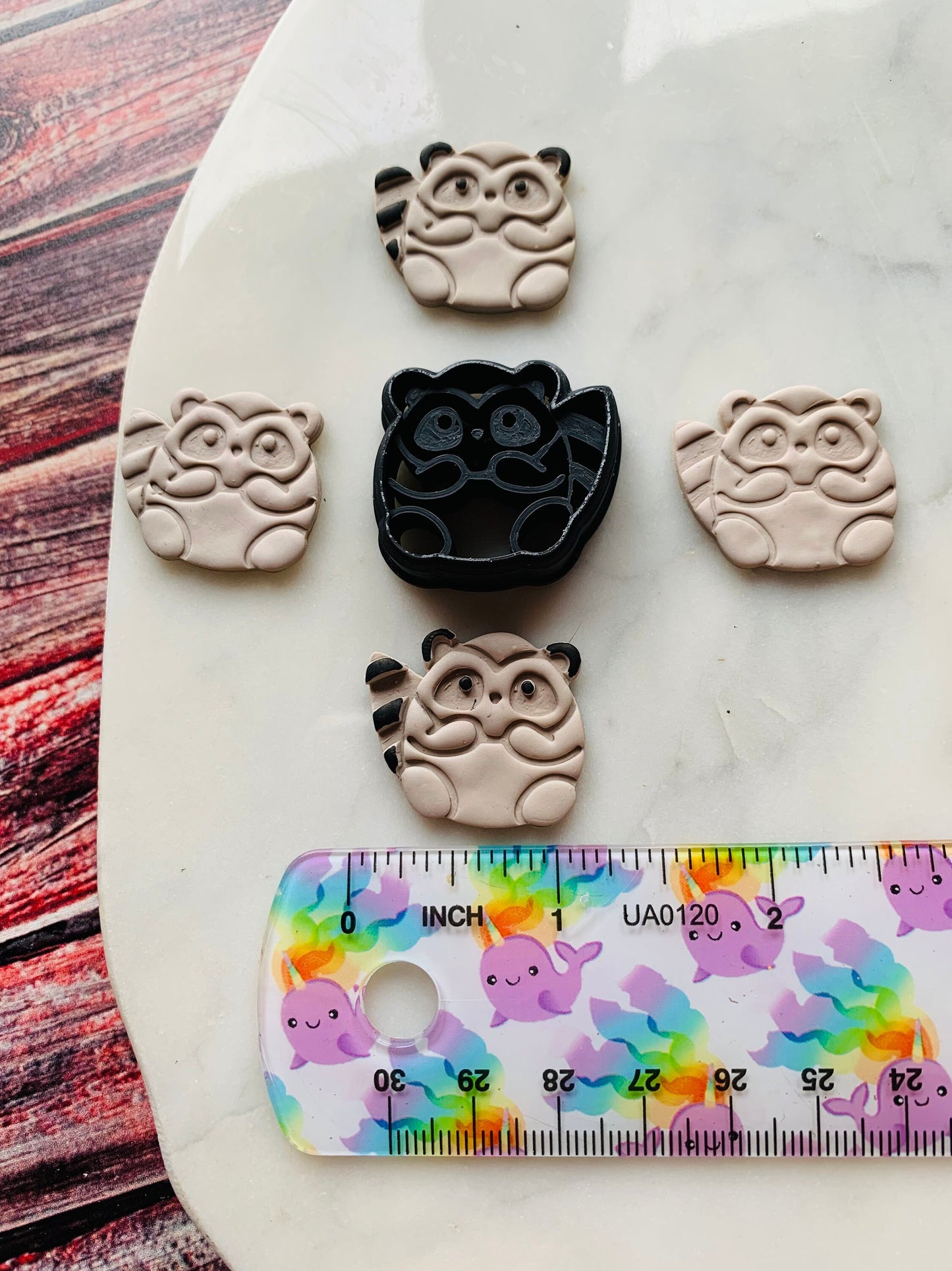 Raccoon 25mm Round Animal Oversized Stud Earring - Sharp Polymer Clay Cutter with Detailed Lines