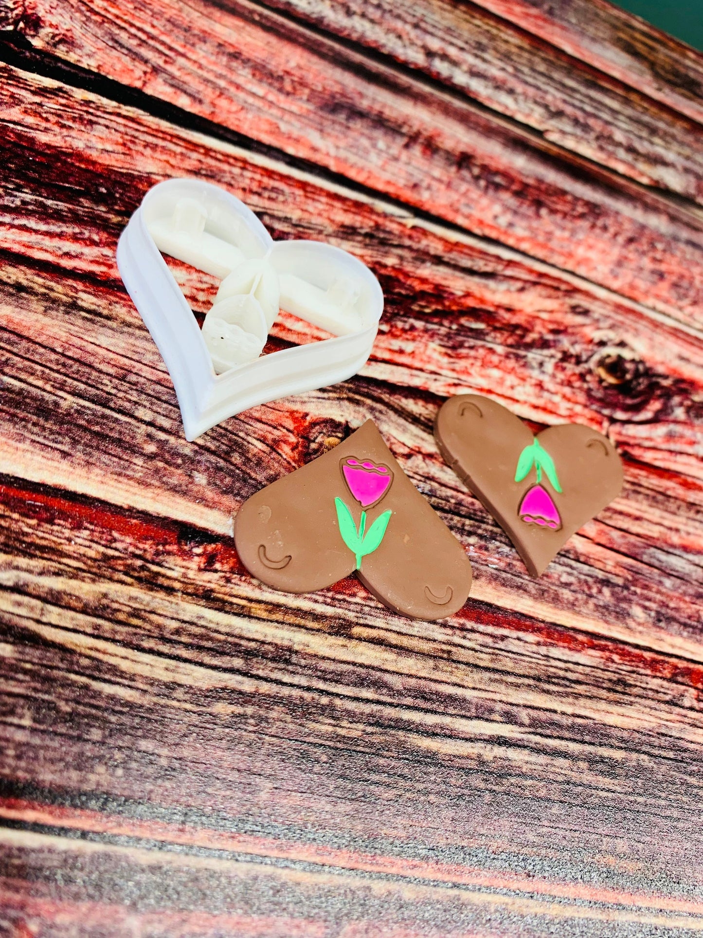 Blossoming Breasts Heart - Sharp Clay Cutter with Detailed Lines