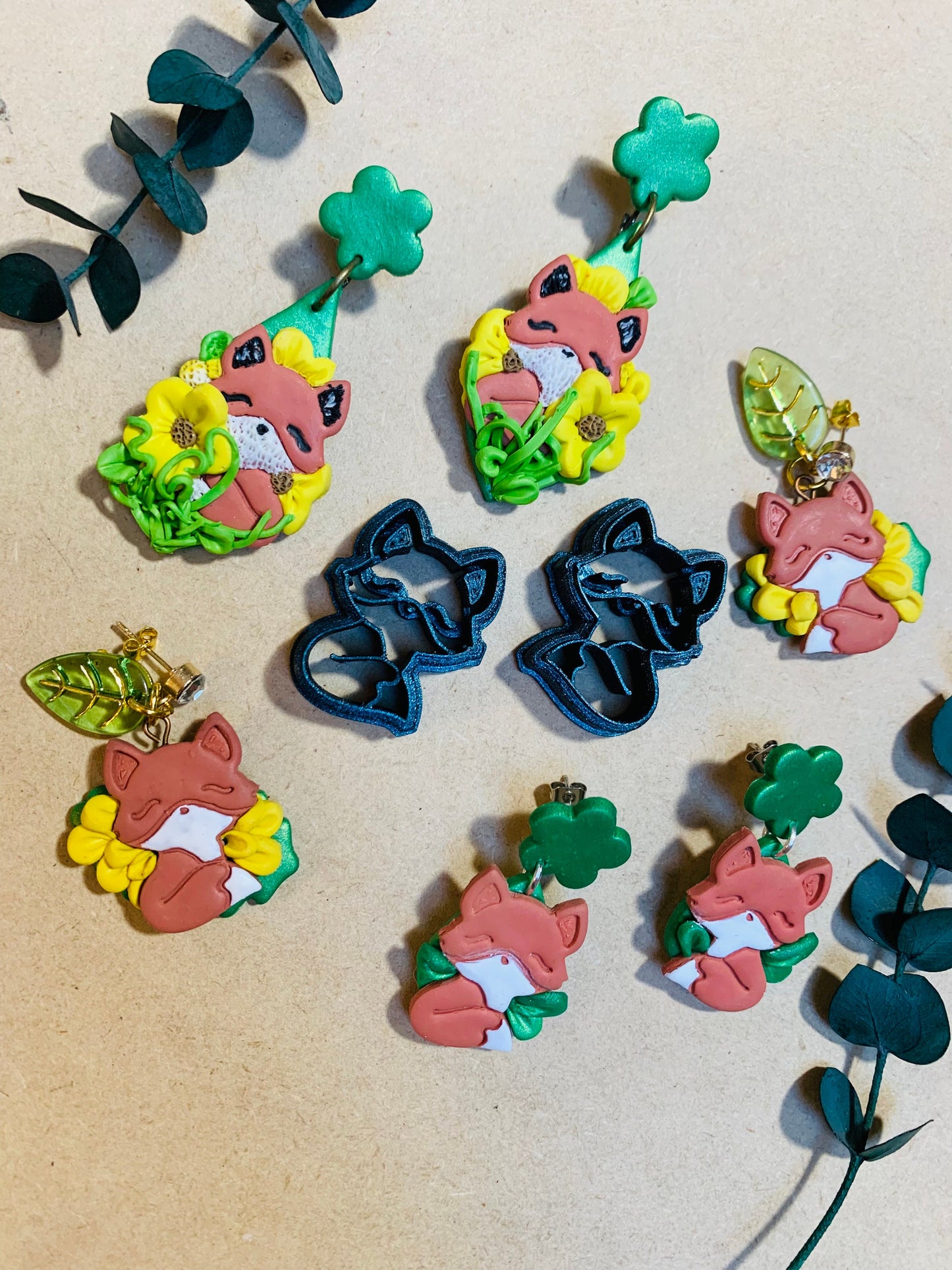 Fox - Sharp Polymer Clay Cutter with Detailed Lines
