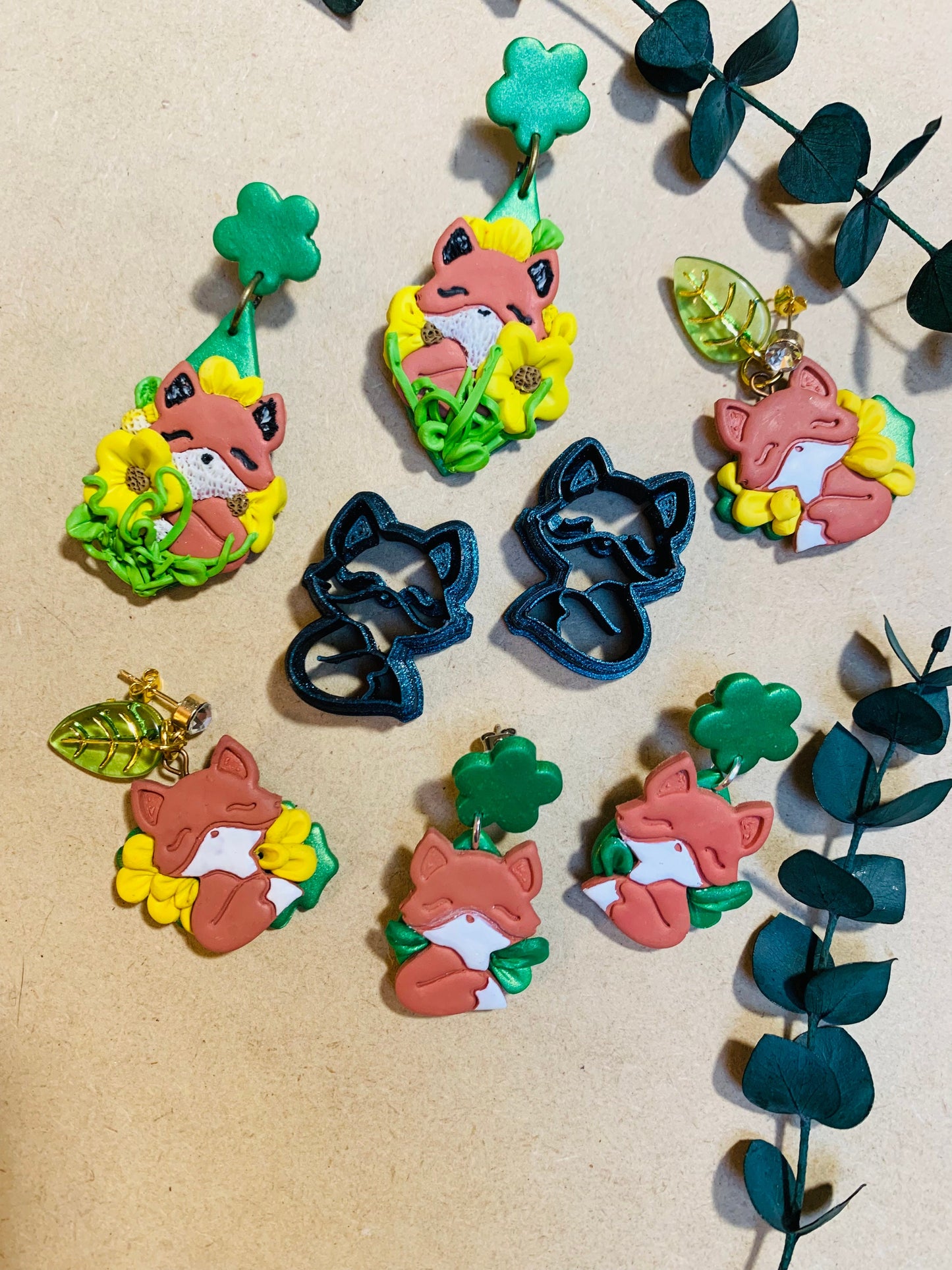 Fox - Sharp Polymer Clay Cutter with Detailed Lines