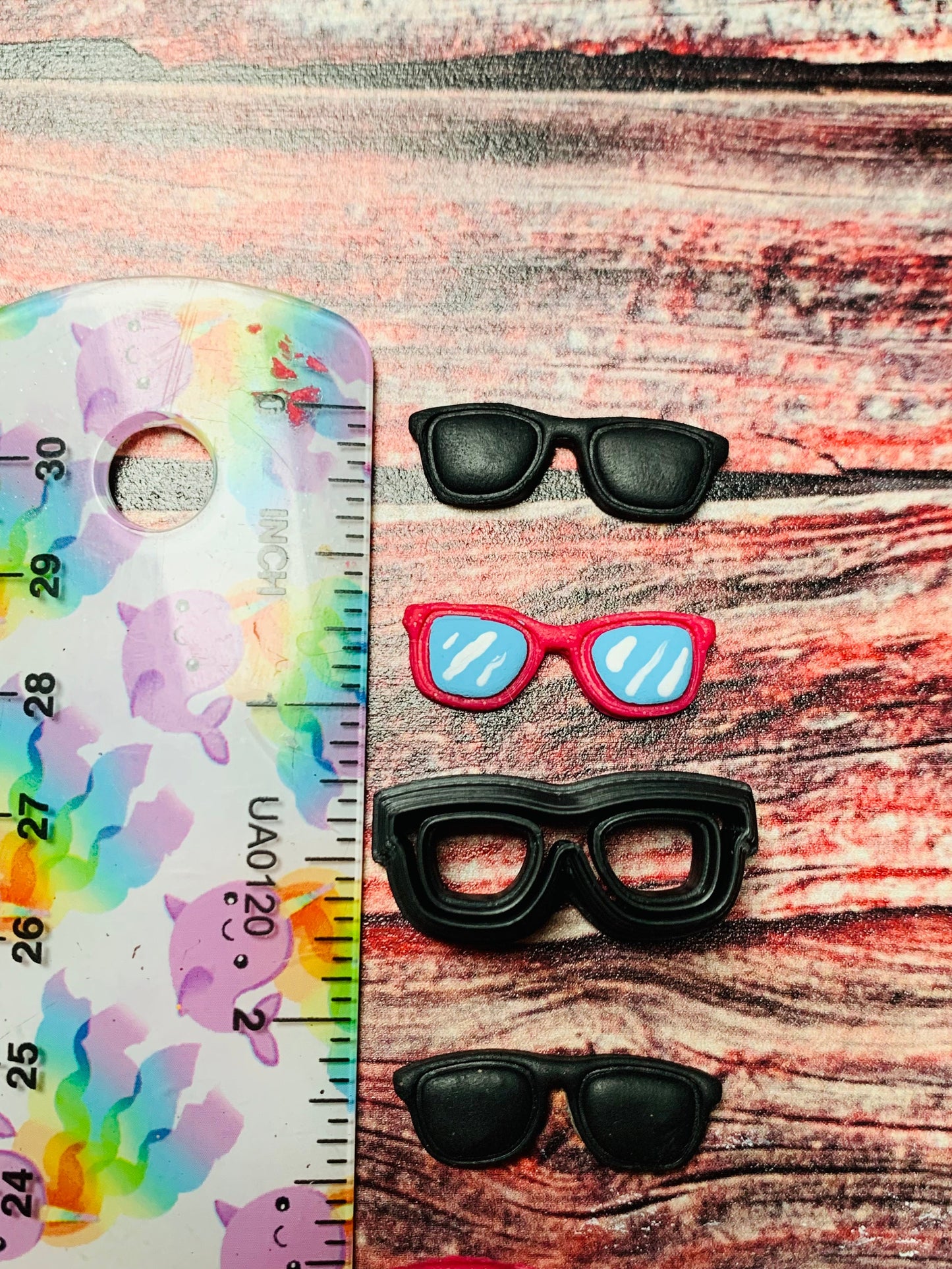 Wayfarer Sunglasses- Embossed Sharp Clay Cutter