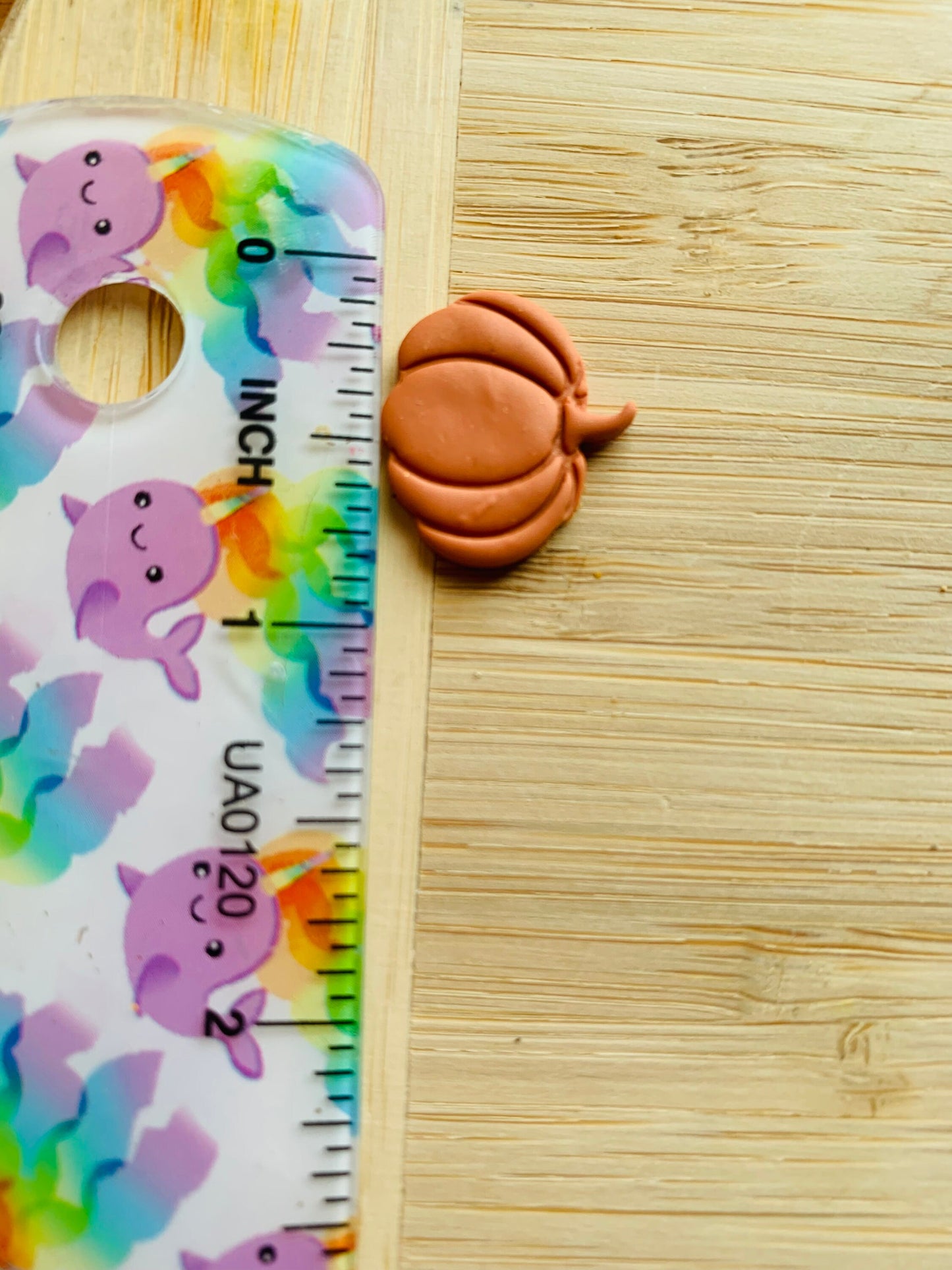 Small Pumpkin - Embossed Sharp Clay Cutter for Stud Earrings or Accessories