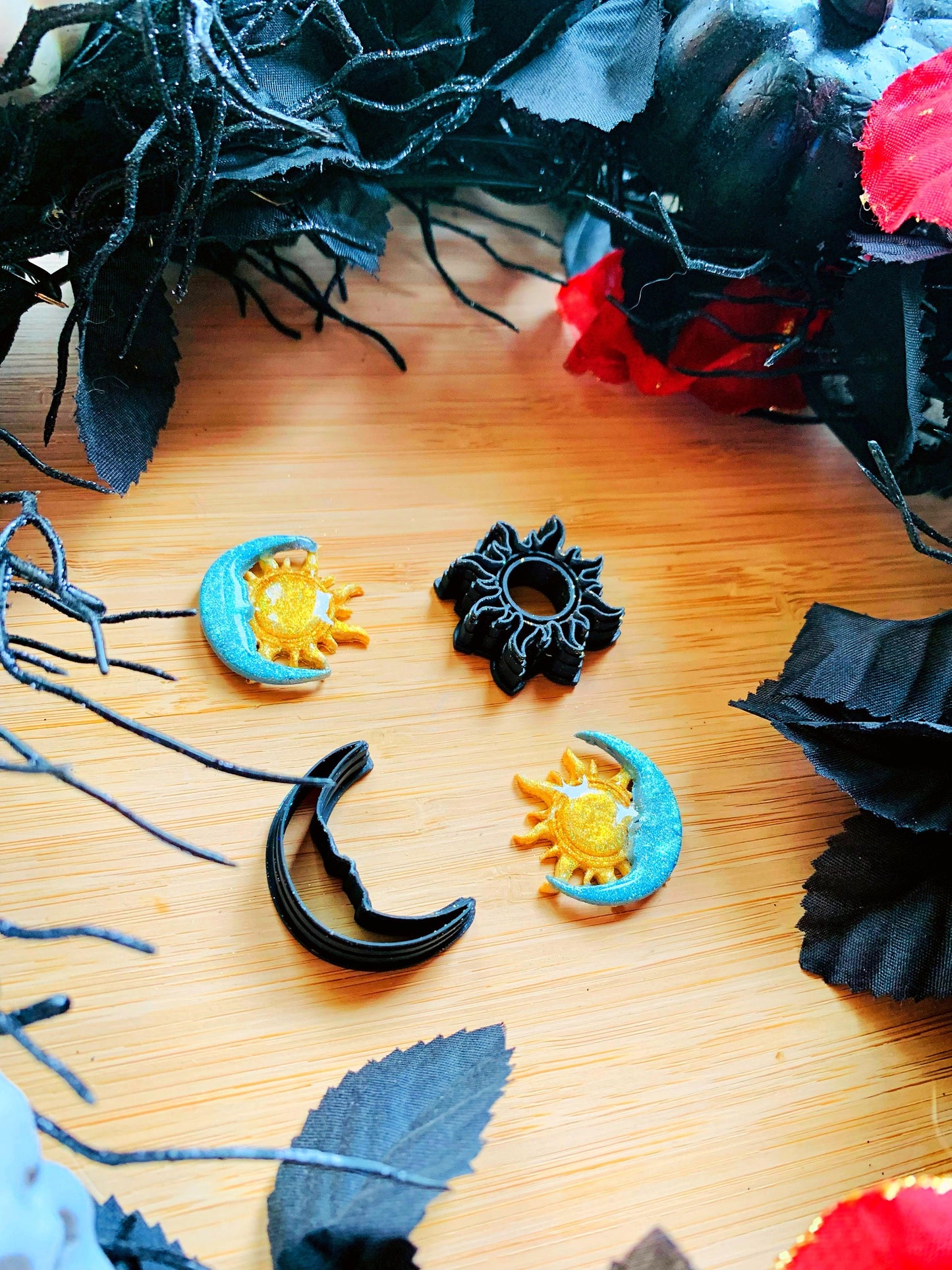 Detailed Sun and Crescent Moon Pair - Sharp Embossed Earring Clay Cutter