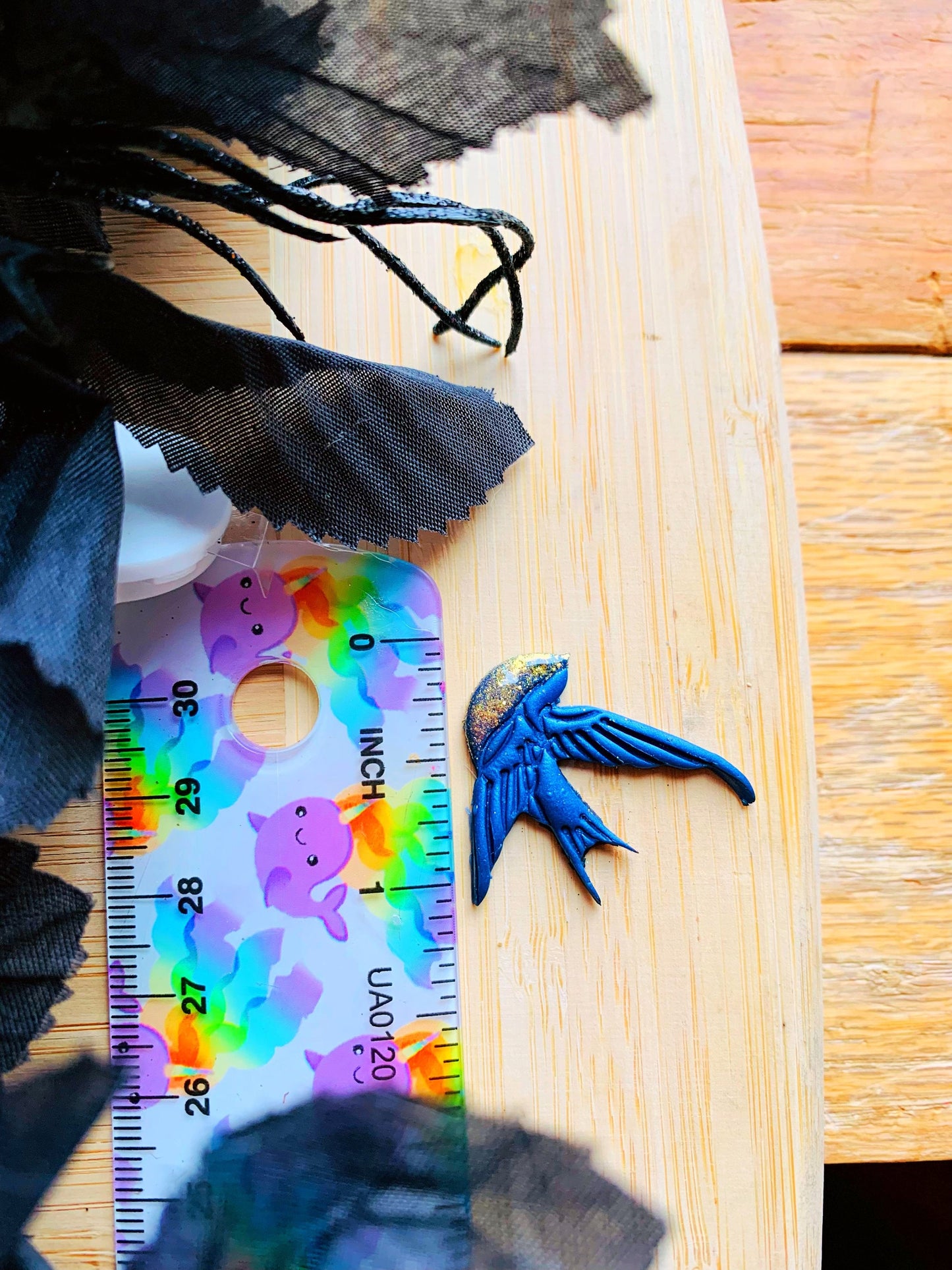 Tattoo Style Swallow Bird - Sharp Embossed Earring Clay Cutter