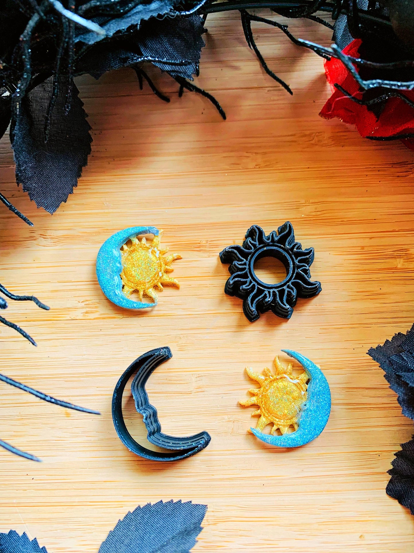 Detailed Sun and Crescent Moon Pair - Sharp Embossed Earring Clay Cutter