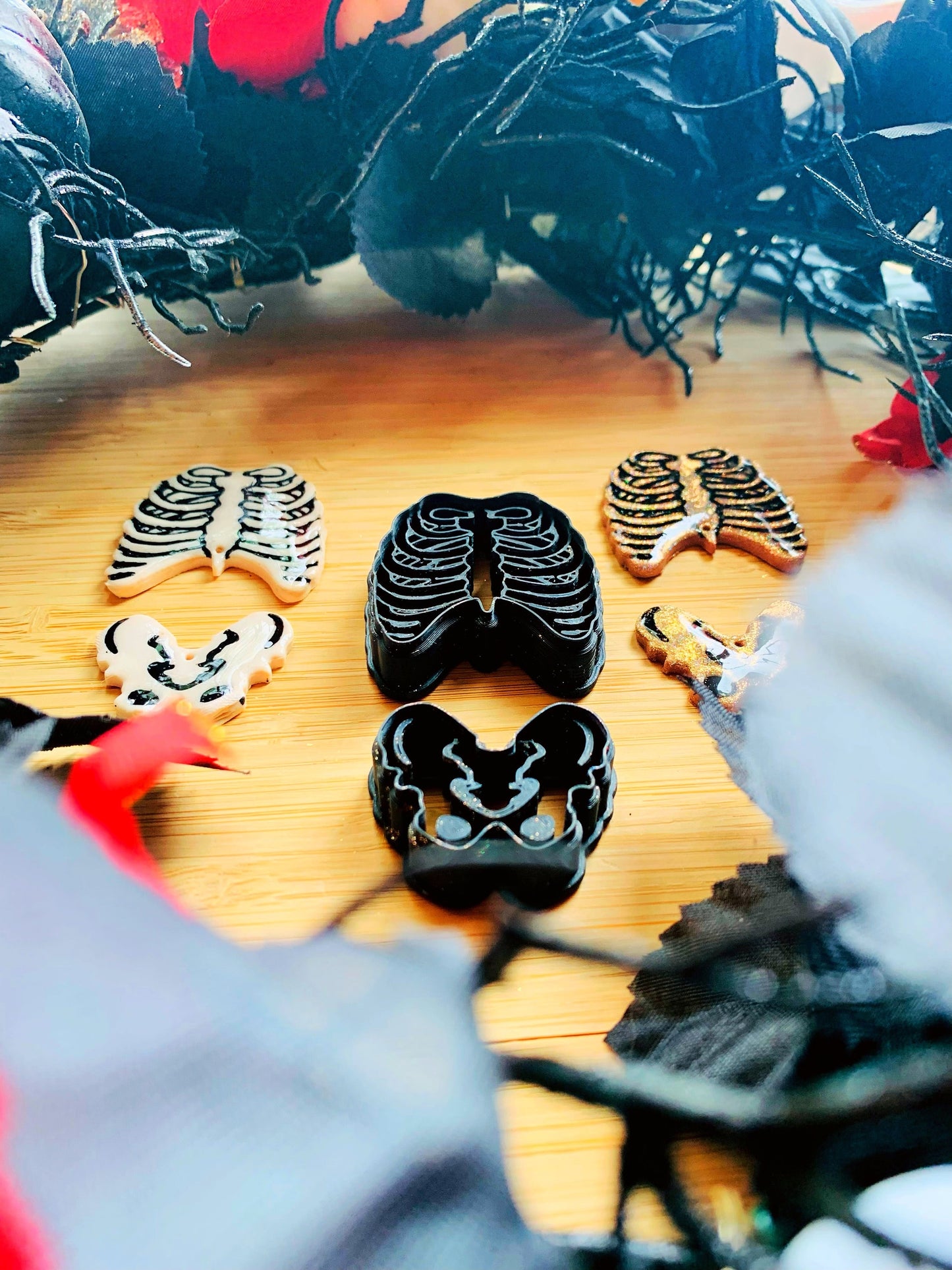 Two-Piece Skeletal Ribcage and Hip Pelvis Bone Sharp Clay Cutter