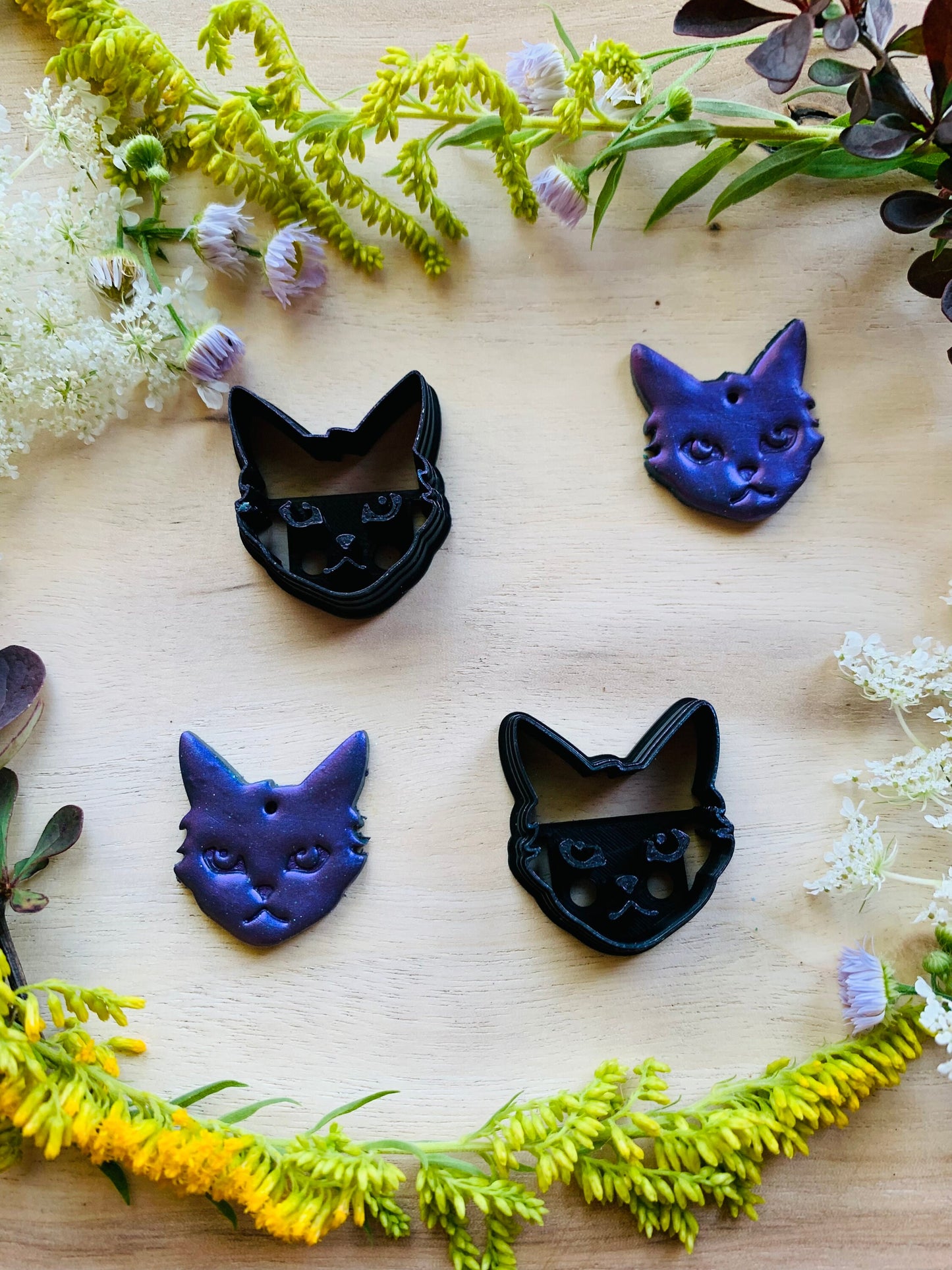 Grumpy Cat Head with Fluff Stud Pair - Embossed Sharp Clay Cutters