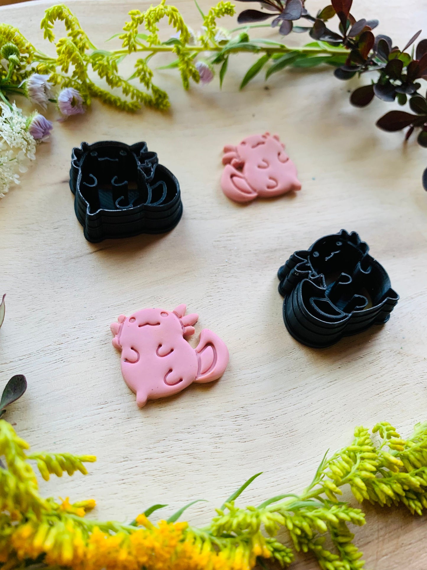 Frontal Chibi Axlotl Stud - Embossed Sharp Clay Cutter