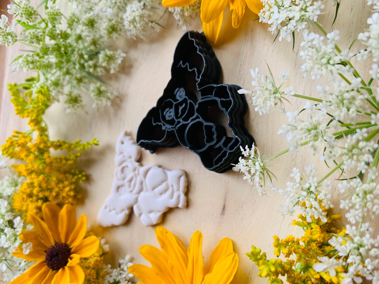 Monster Before Midnight Cute Fluffy Creature Embossed Sharp Clay Cutter