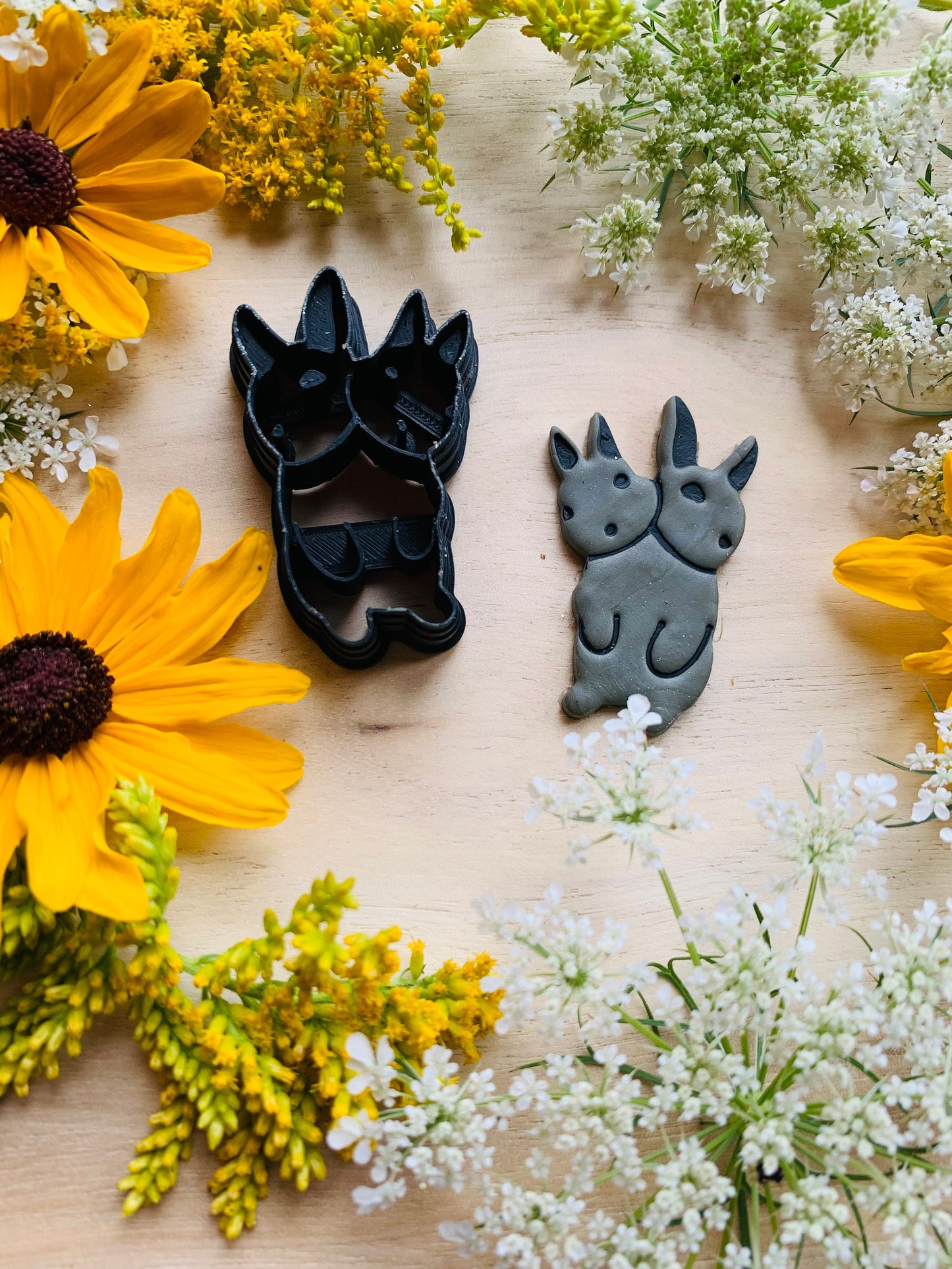 Two Headed Bunny Rabbit Embossed Sharp Clay Cutter