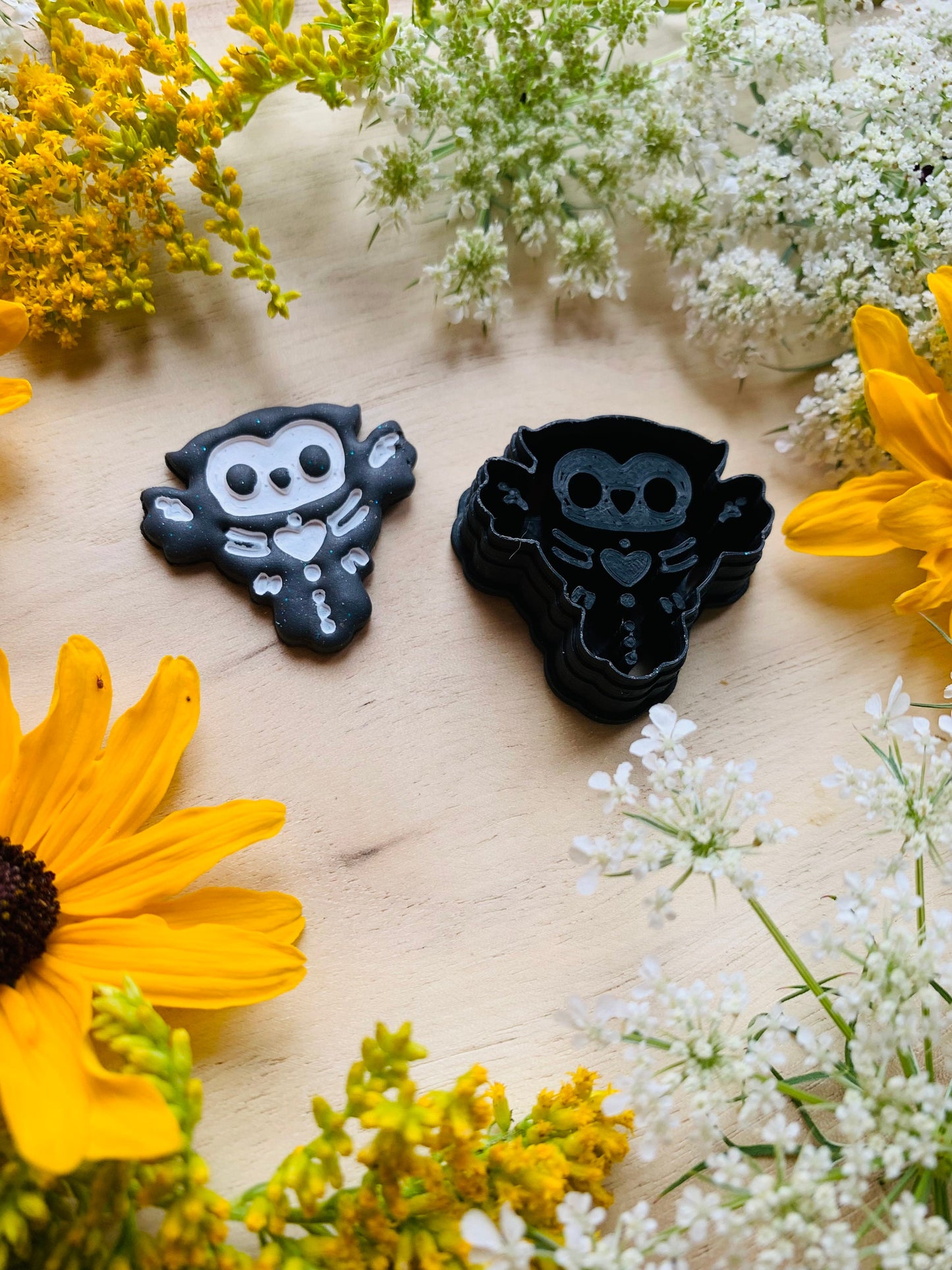 Skeletal Owl Bird - Embossed Sharp Clay Cutter
