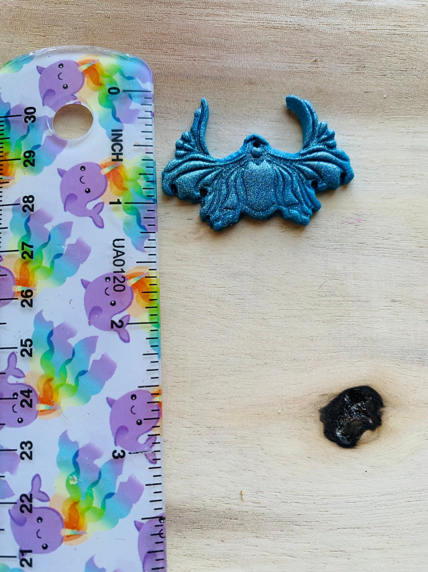 Intricate Wavy Leaf Wing Insect Sharp Clay Cutter