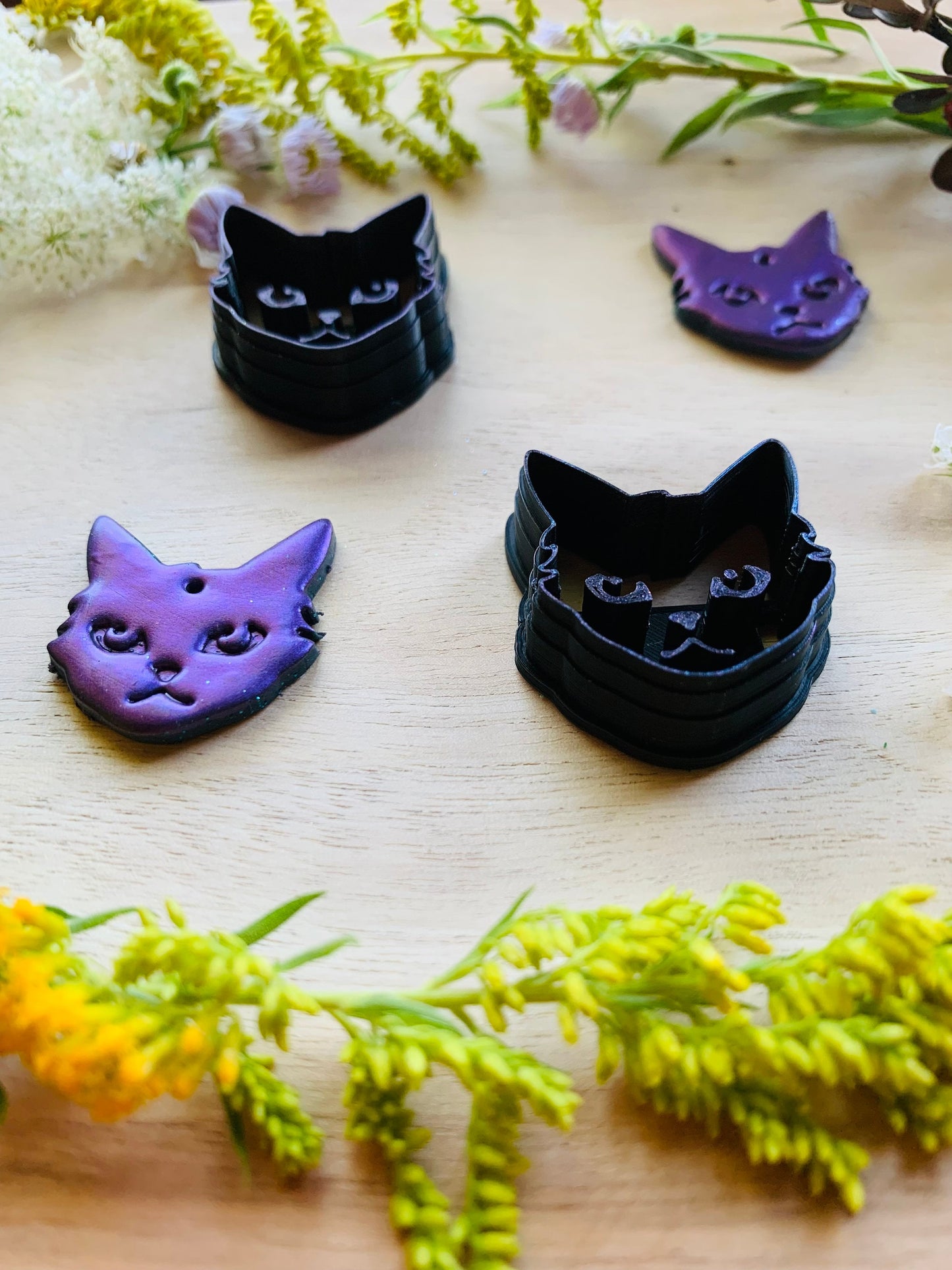 Grumpy Cat Head with Fluff Stud Pair - Embossed Sharp Clay Cutters