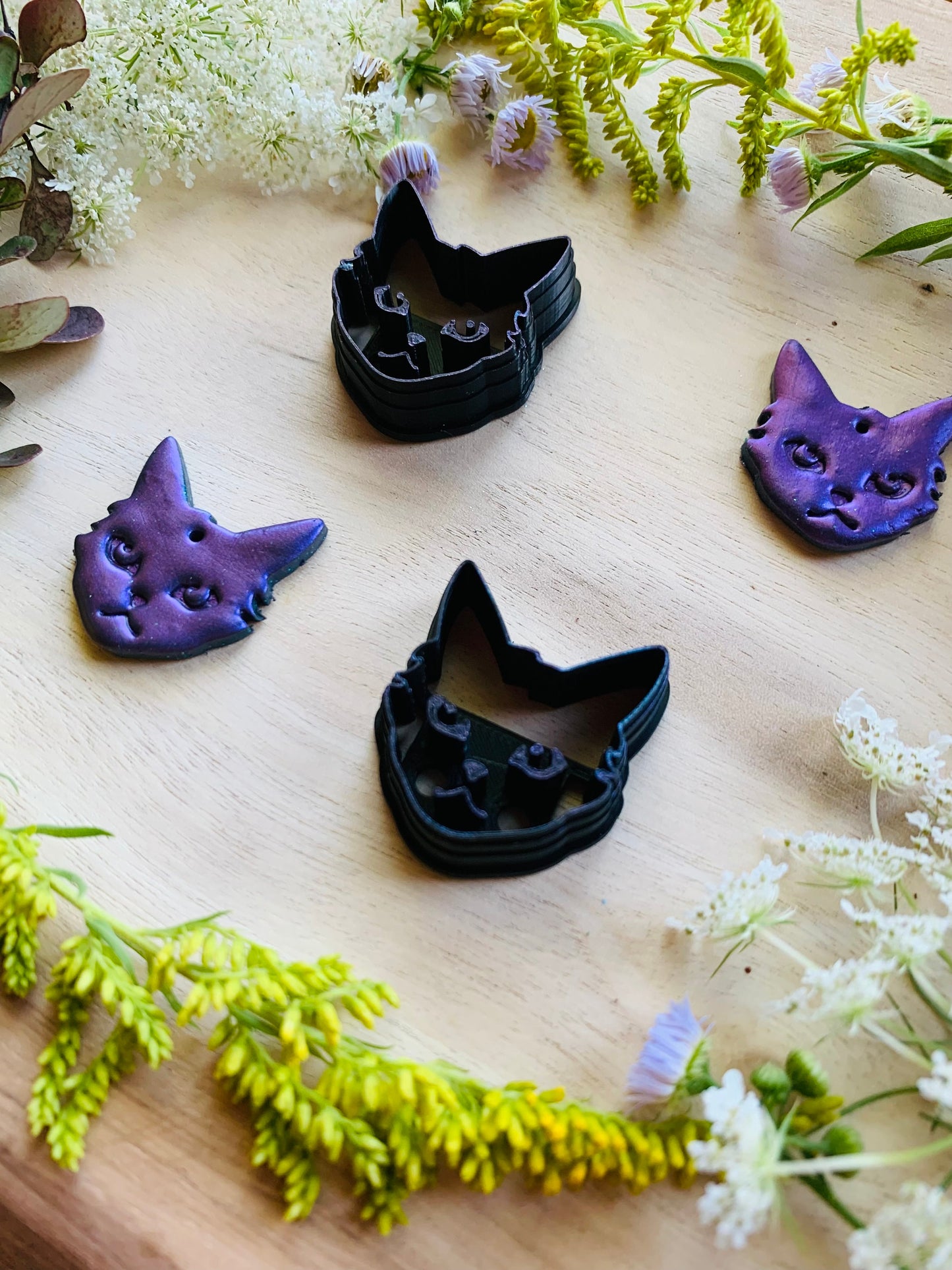Grumpy Cat Head with Fluff Stud Pair - Embossed Sharp Clay Cutters