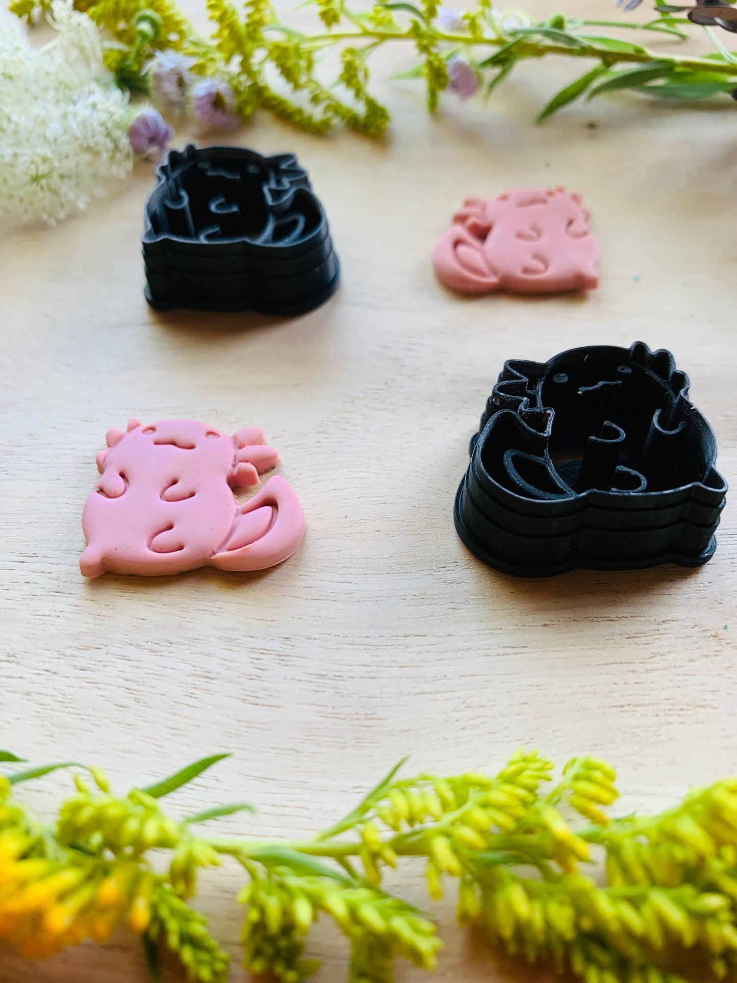 Frontal Chibi Axlotl Stud - Embossed Sharp Clay Cutter