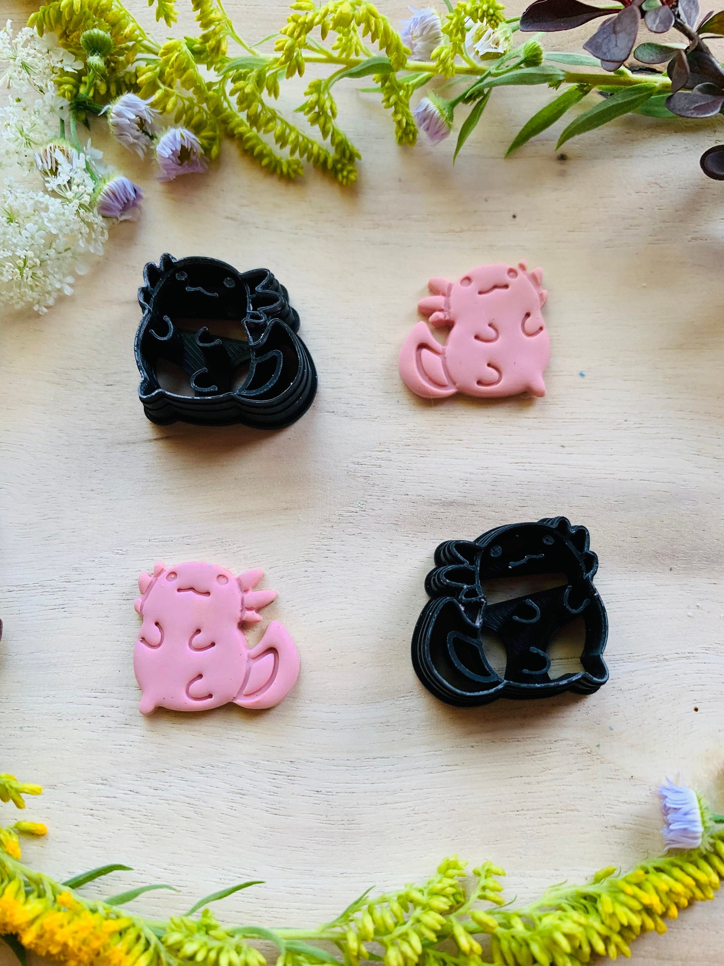 Frontal Chibi Axlotl Stud - Embossed Sharp Clay Cutter