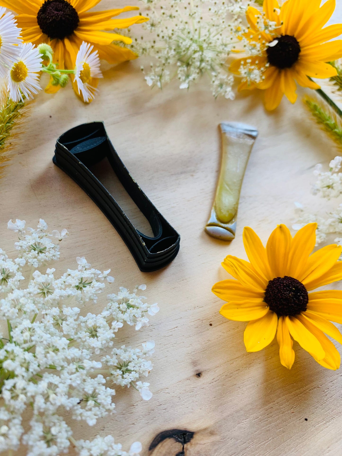 Oktoberfest Tall Beer Pilsner Flute Glass - Embossed Sharp Clay Cutter