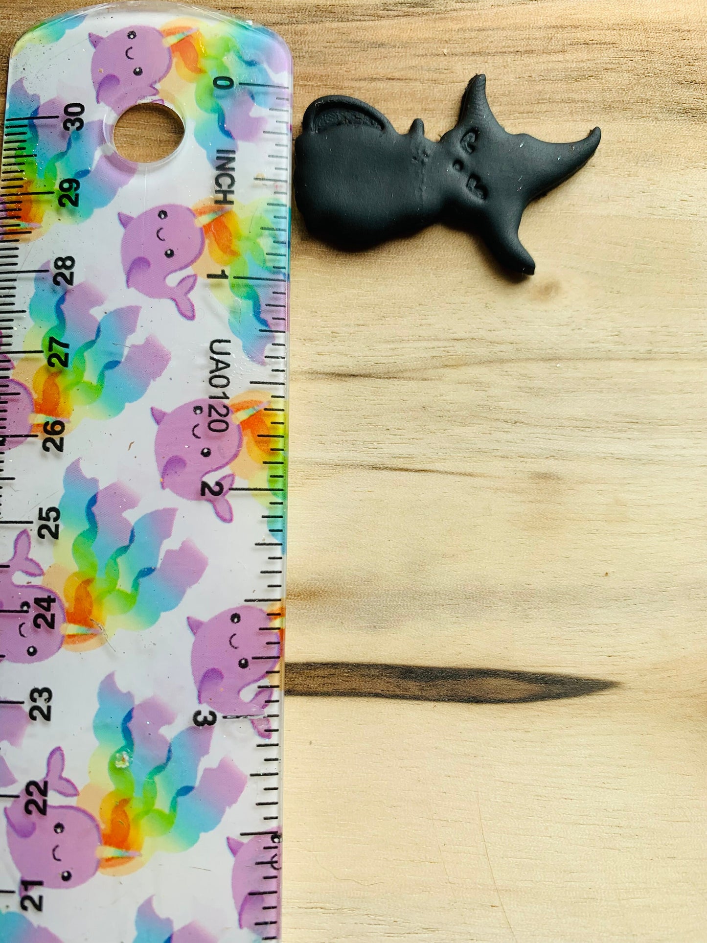 Cat with Witch Hat and Glaring Eyes Embossed Sharp Clay Cutter