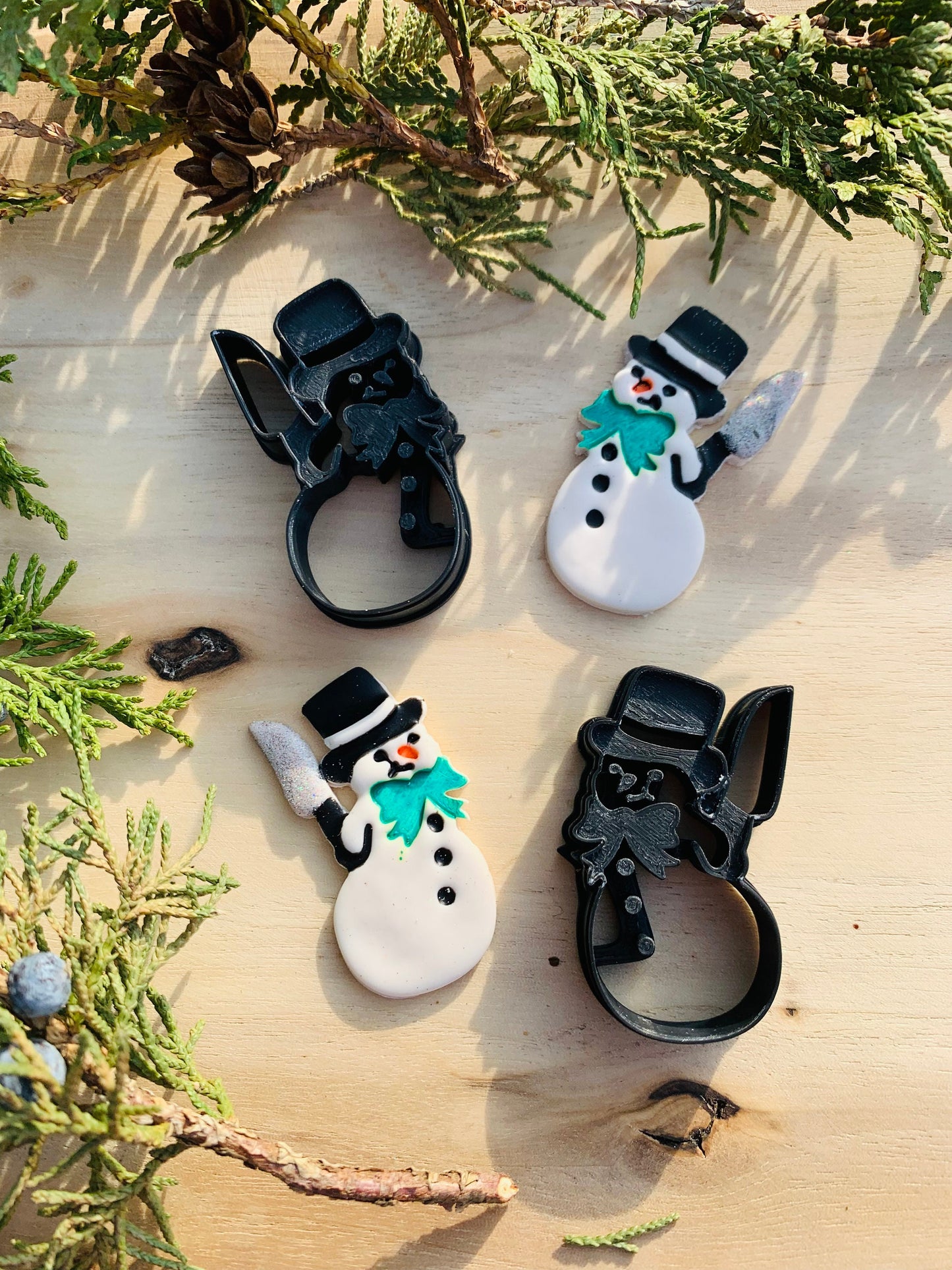 Stabby Snowman with Knife Embossed Sharp Clay Cutter