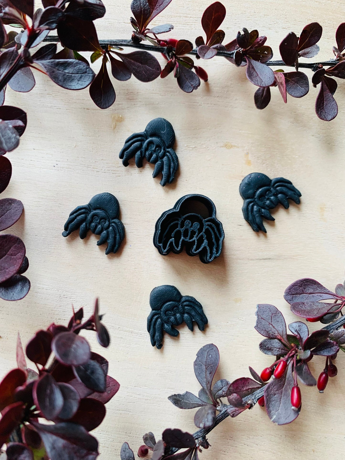 Little Arachnid Spider Embossed Sharp Clay Cutter